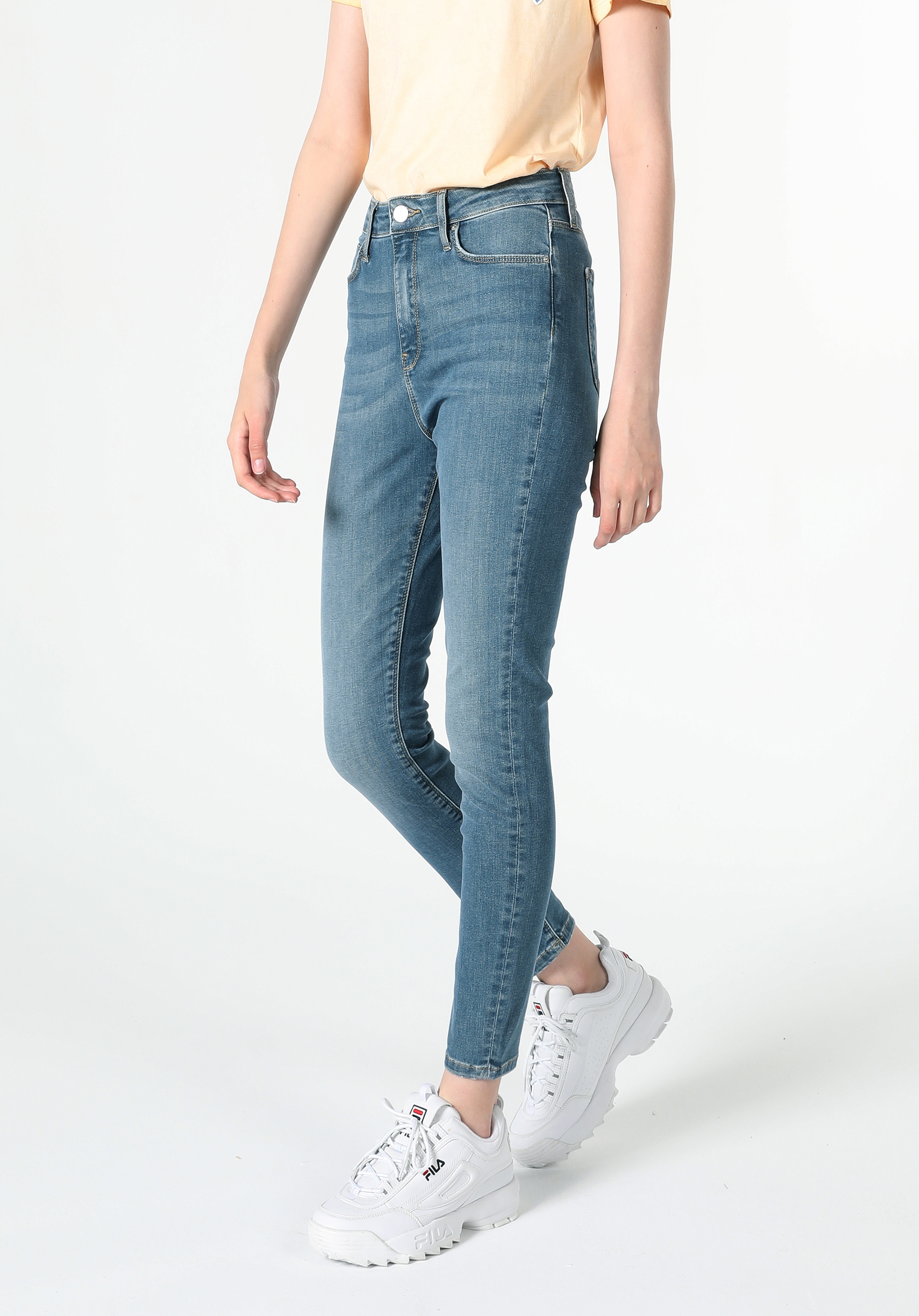 Afișați detalii pentru Pantaloni De Dama Denim Skinny Fit 760 DIANA CL1060401