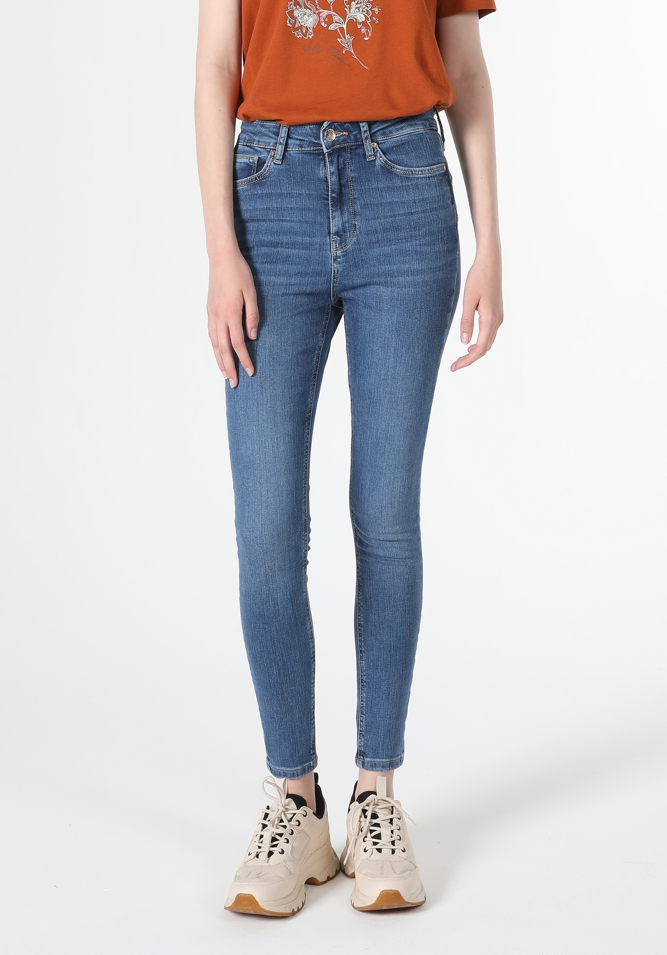 Afișați detalii pentru Pantaloni De Dama Denim Skinny Fit 760 DIANA CL1060405