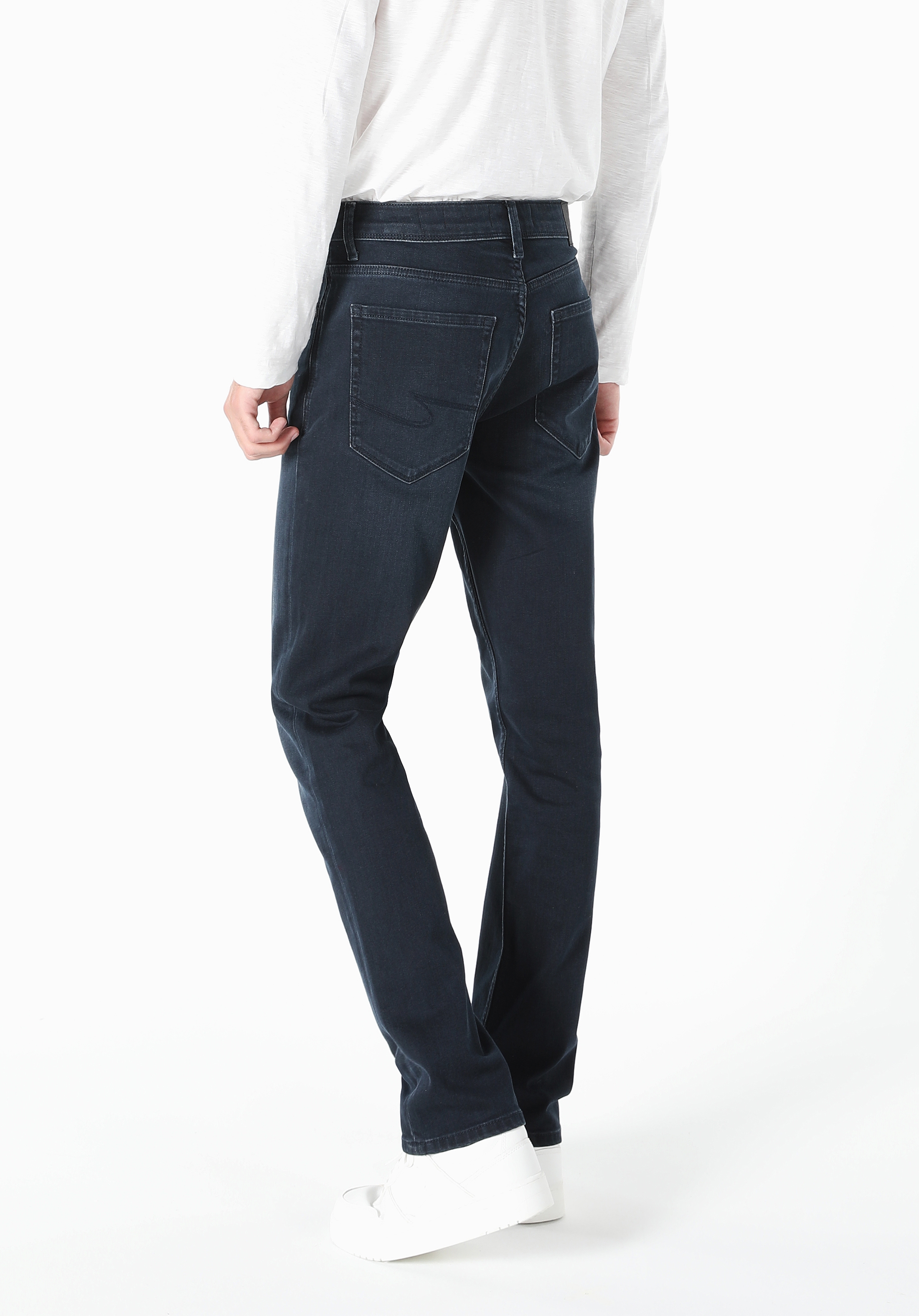 Afișați detalii pentru Pantaloni De Barbati Denim Regular Fit 045 DAVID CL1060496