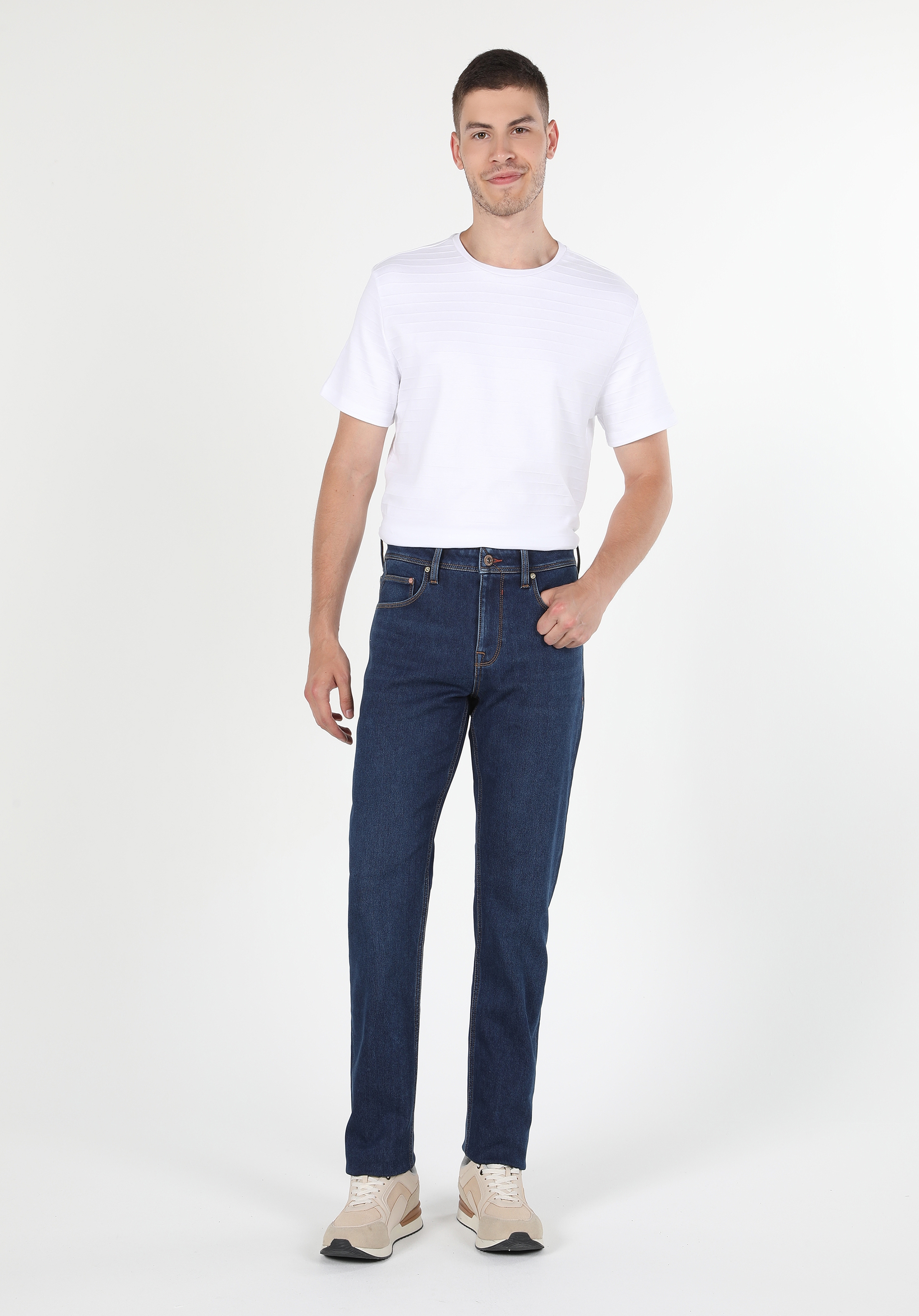 Afișați detalii pentru Pantaloni De Barbati Denim Regular Fit 045 DAVID CL1060739