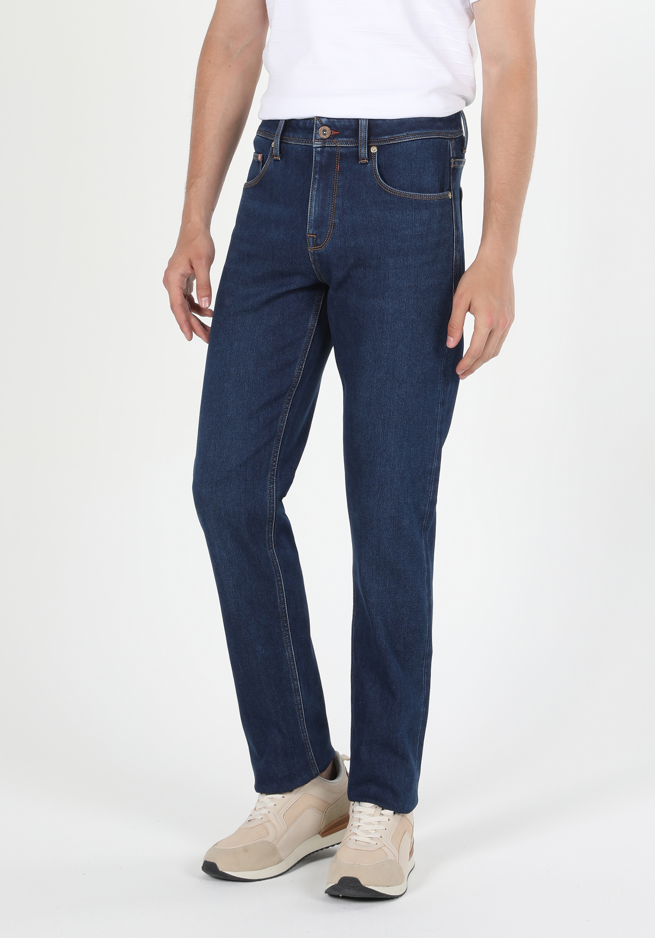 Afișați detalii pentru Pantaloni De Barbati Denim Regular Fit 045 DAVID CL1060739