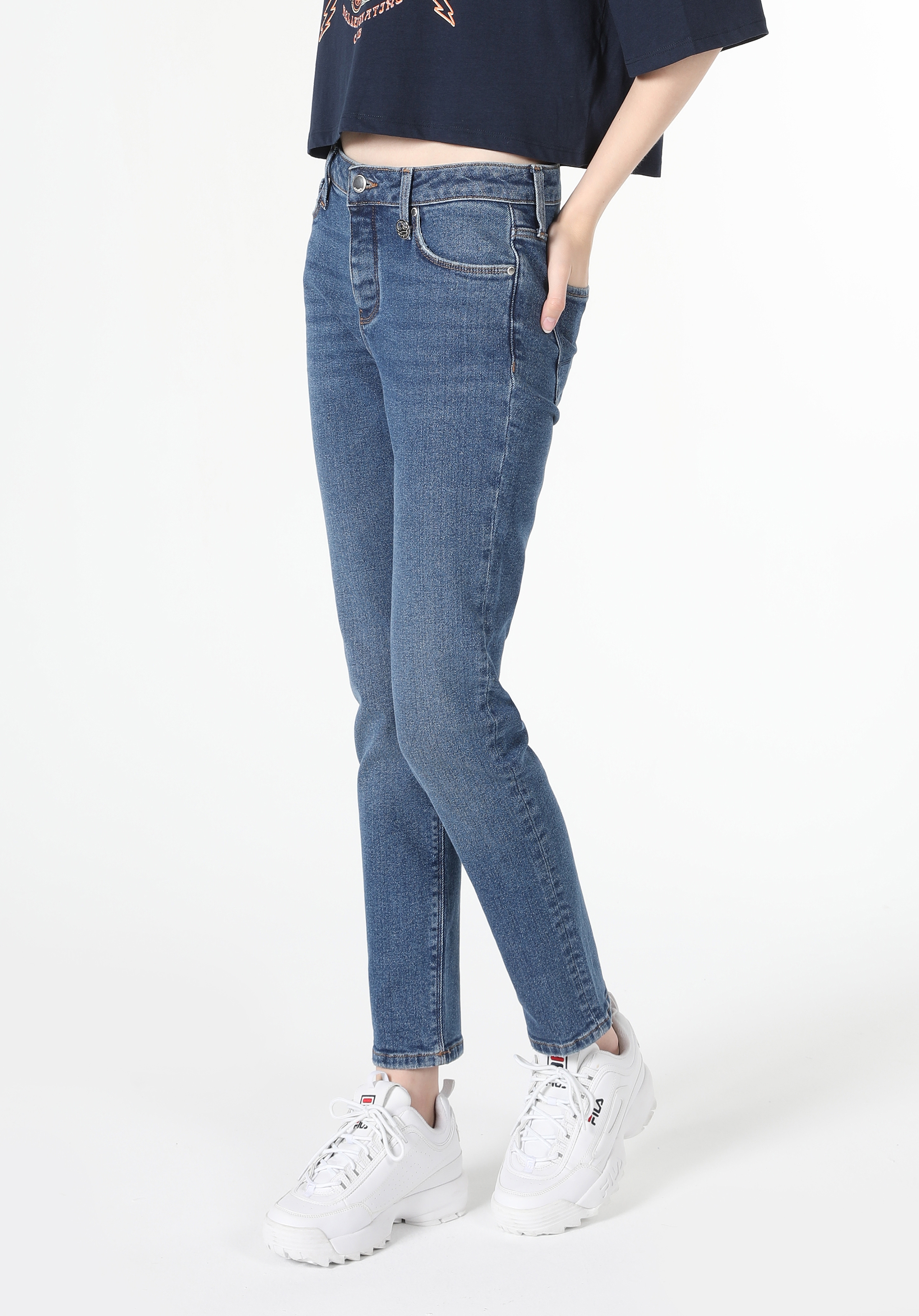 Afișați detalii pentru Pantaloni De Dama Denim Slim Fit 703 CARLA CL1060817