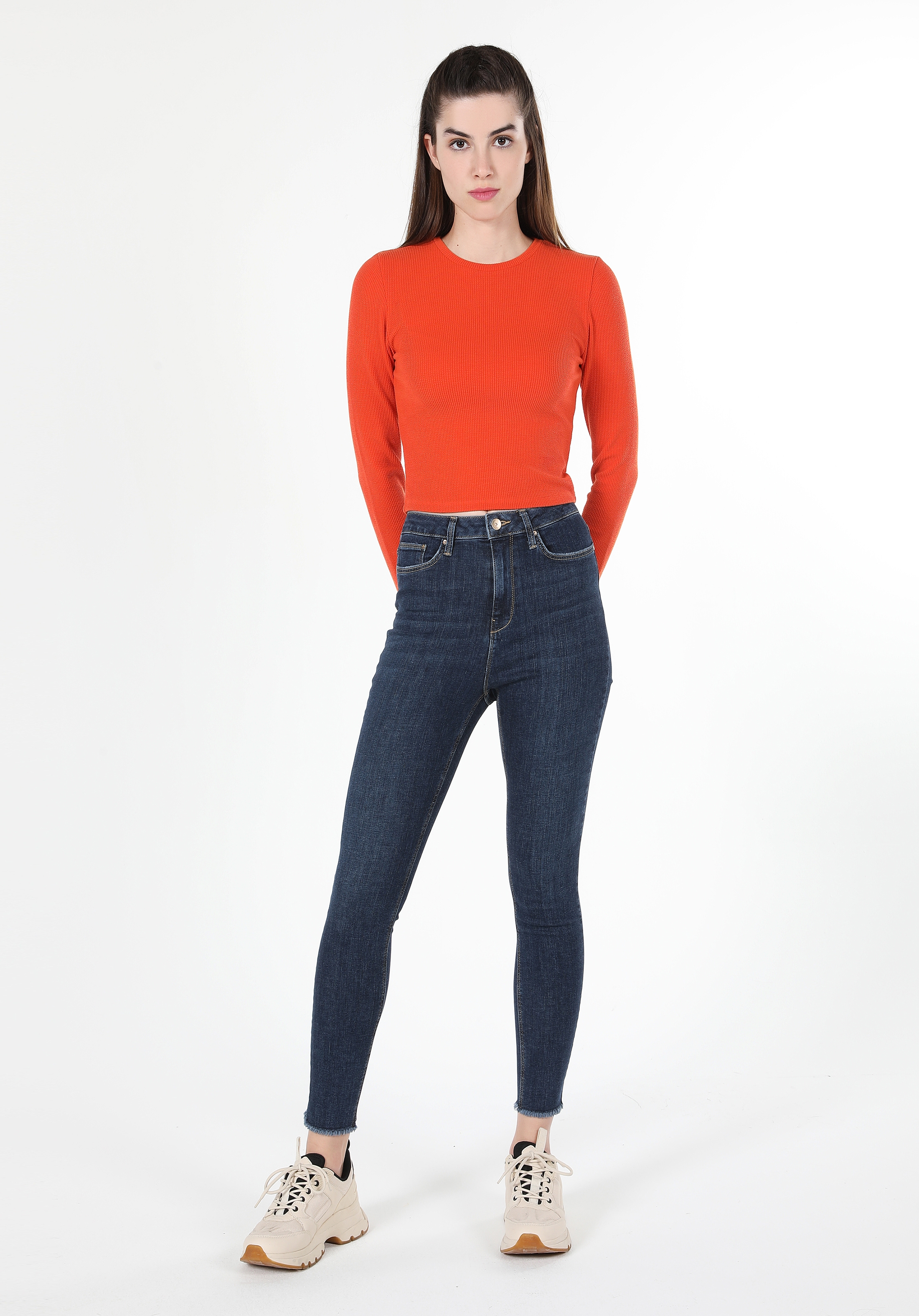 Afișați detalii pentru Pantaloni De Dama Negru Skinny Fit 760 DIANA CL1060876