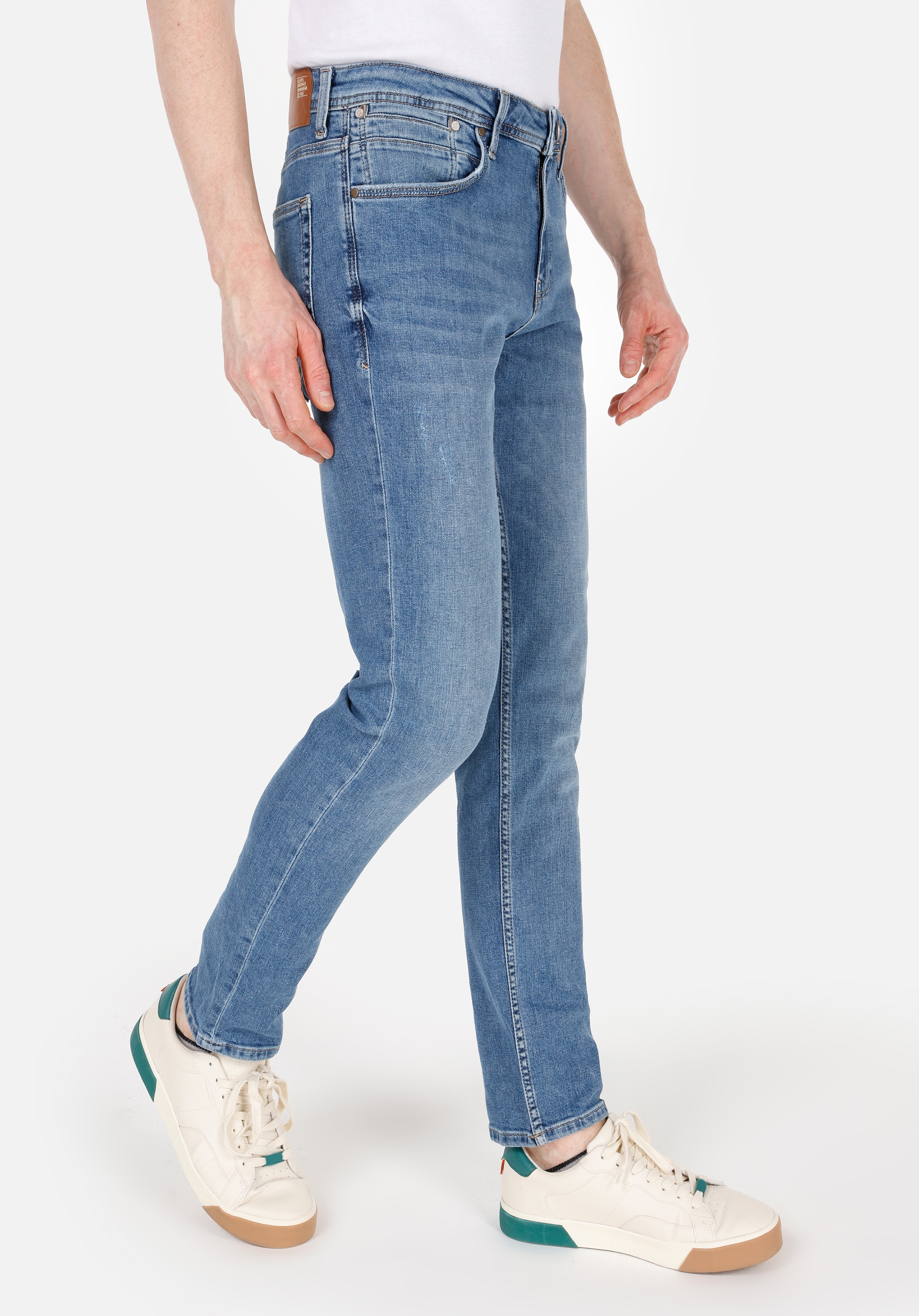 Afișați detalii pentru Pantaloni De Barbati Denim Straight Fit 044 KARL CL1070550