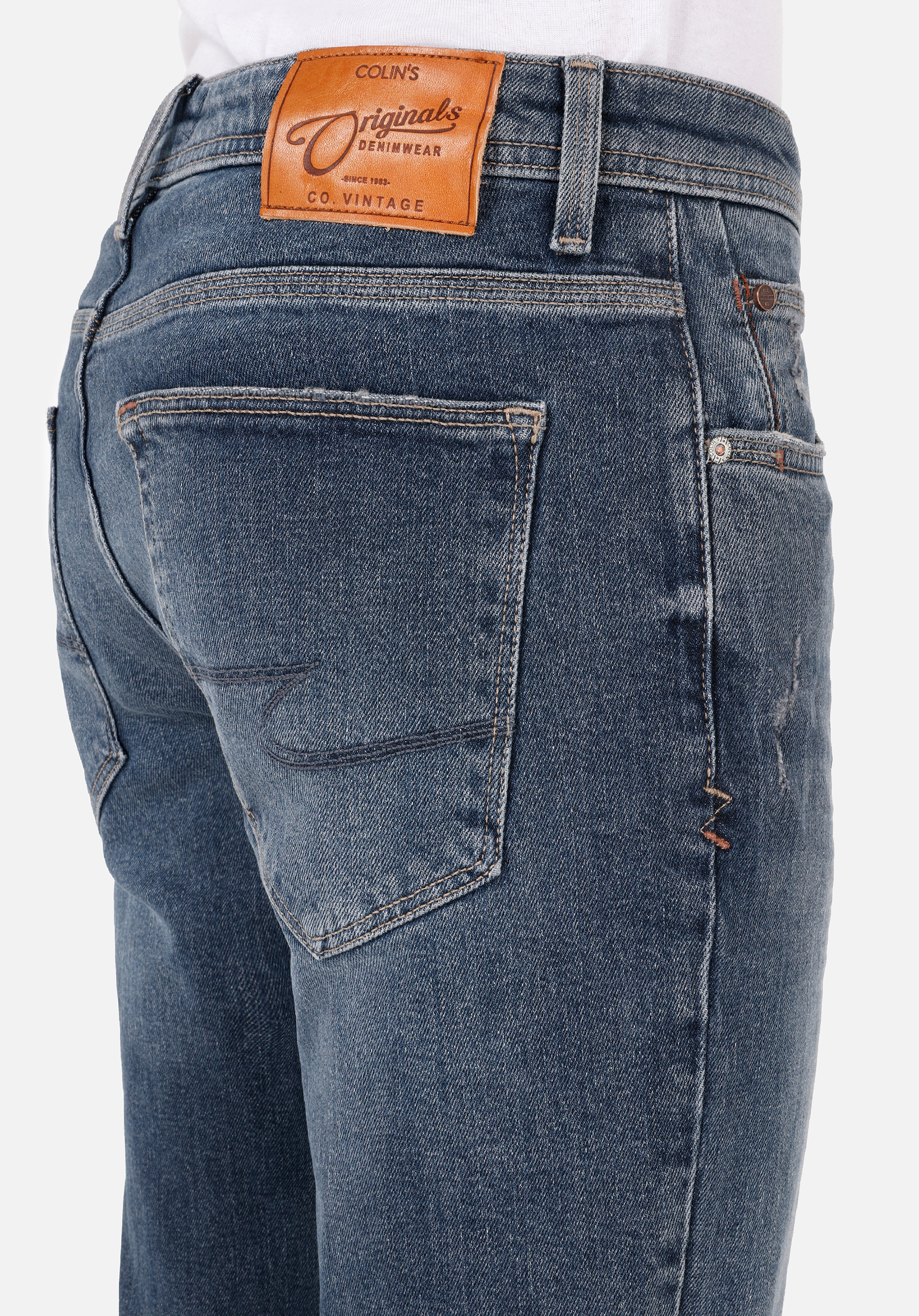 Afișați detalii pentru Pantaloni De Barbati Albastru Straight Fit 044 KARL CL1070562