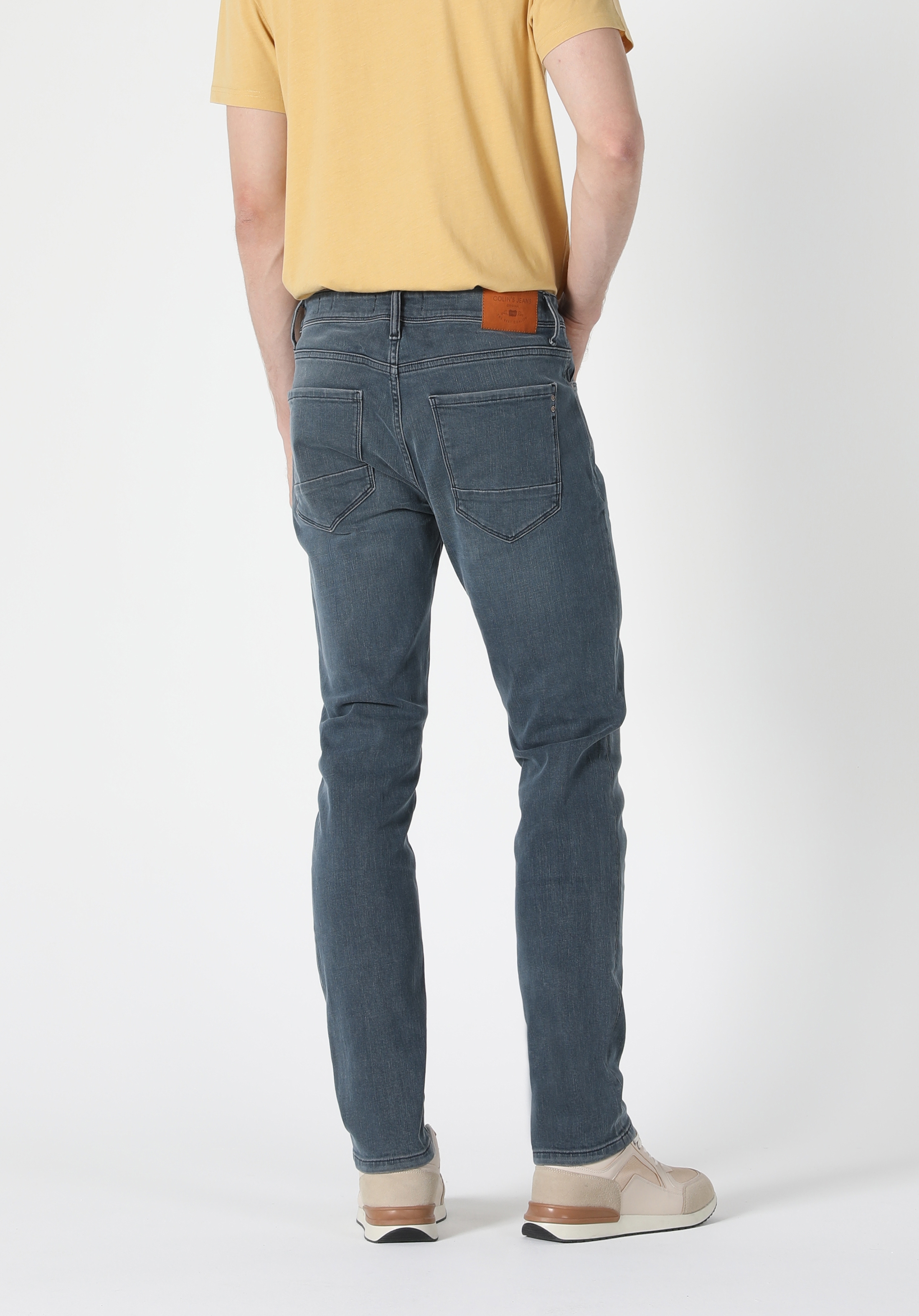 Afișați detalii pentru Pantaloni De Barbati Albastru Marin Straight Fit 044 KARL CL1057870