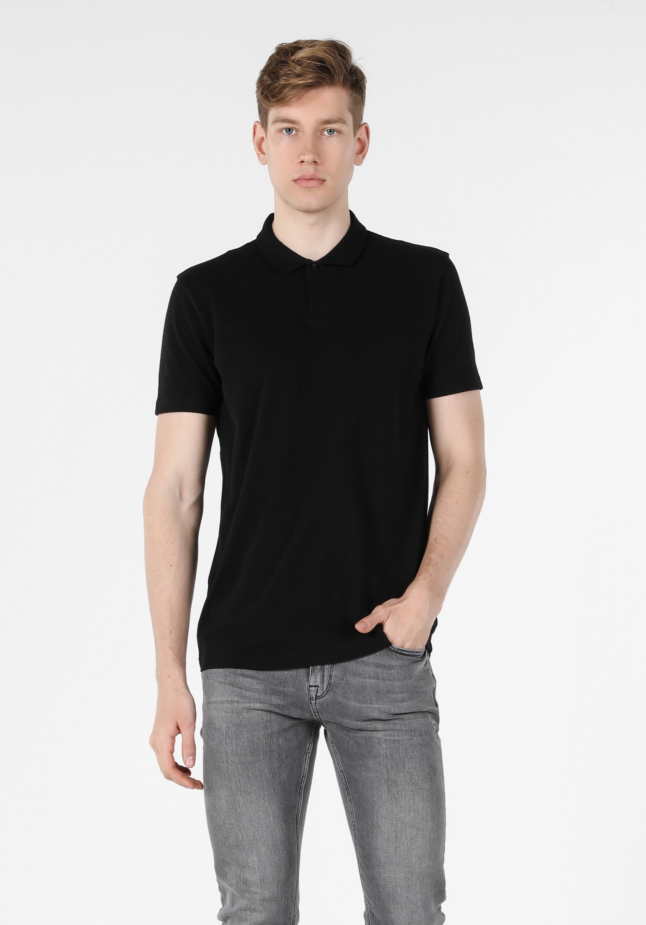 Afișați detalii pentru Tricou Polo Cu Maneca Scurta De Barbati Negru Regular Fit  CL1059159