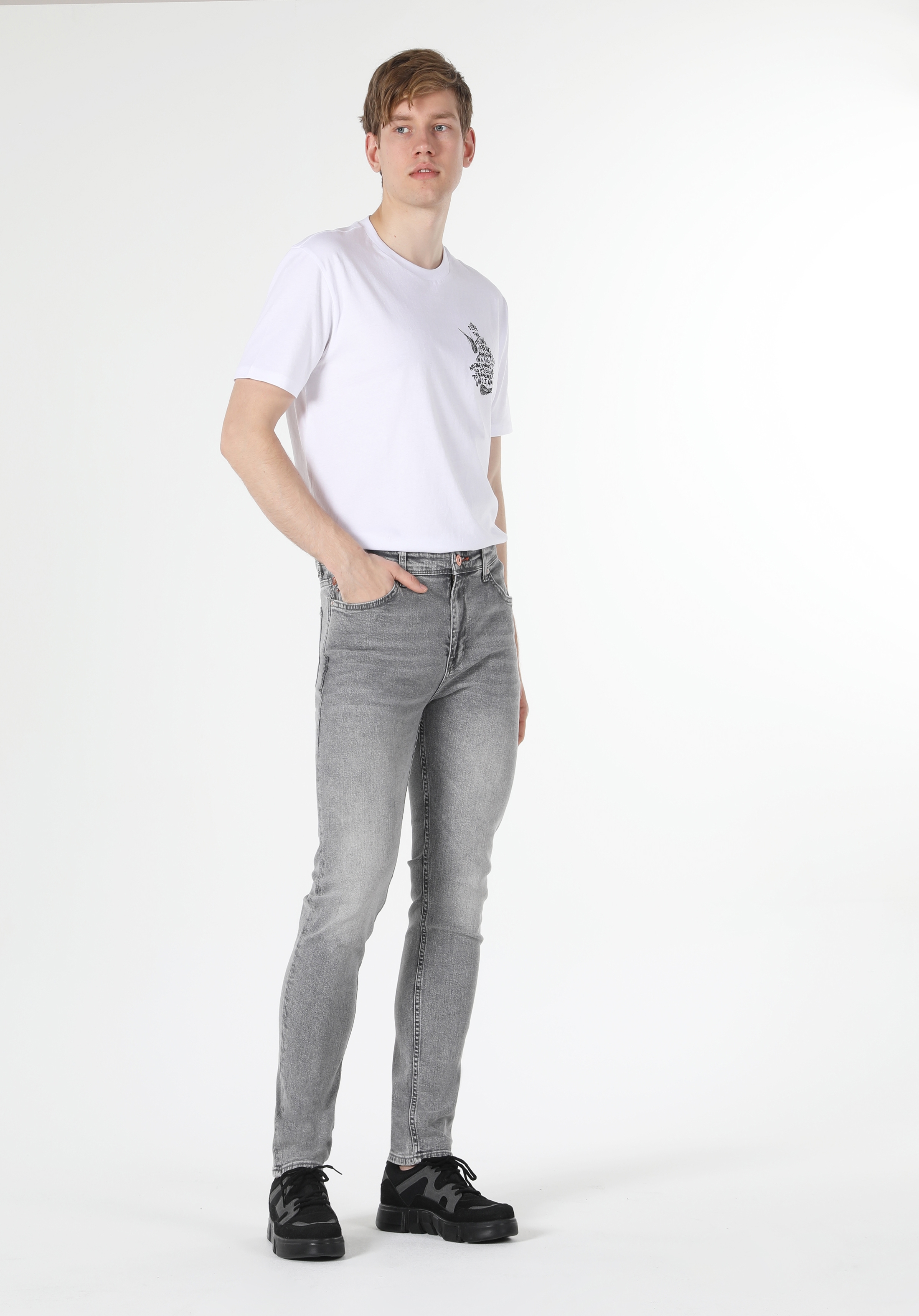 Afișați detalii pentru Pantaloni De Barbati  Skinny Fit  CL1059178