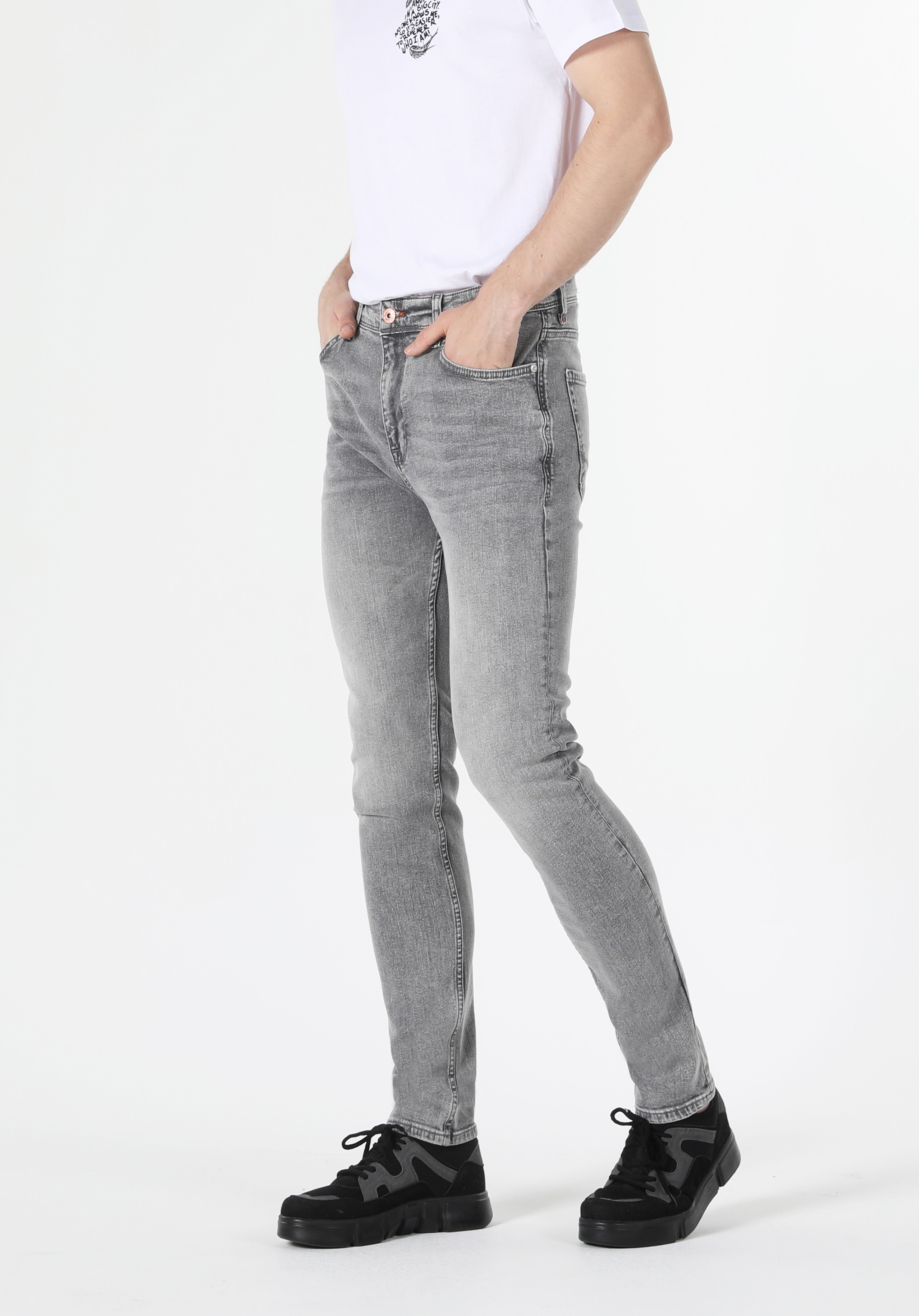 Afișați detalii pentru Pantaloni De Barbati  Skinny Fit  CL1059178