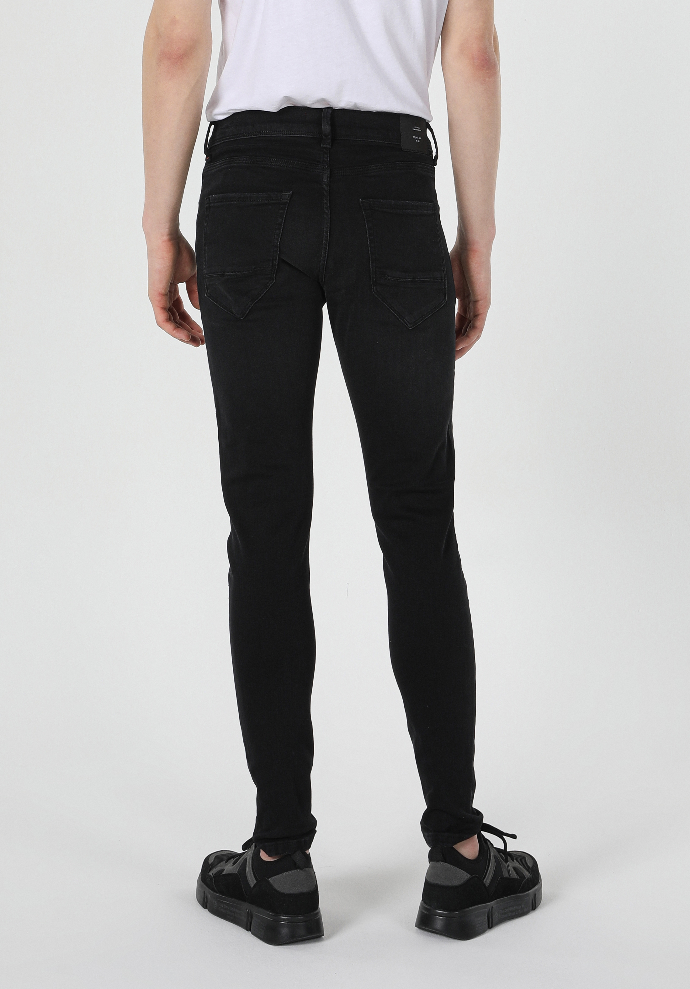 Afișați detalii pentru Pantaloni De Barbati Negru Skinny Fit 040 ALEX 