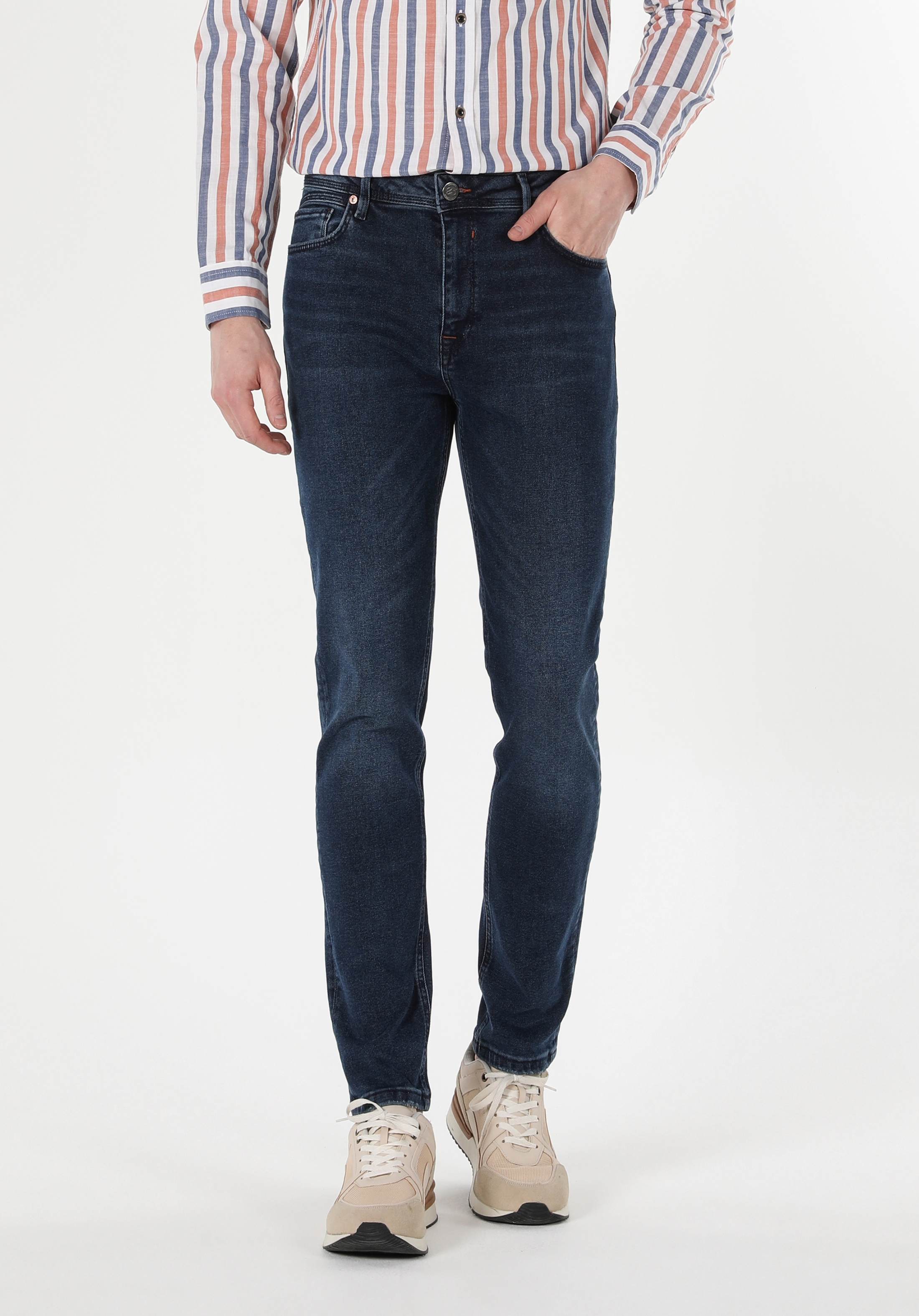 Afișați detalii pentru Pantaloni De Barbati Denim Skinny Fit  CL1058114