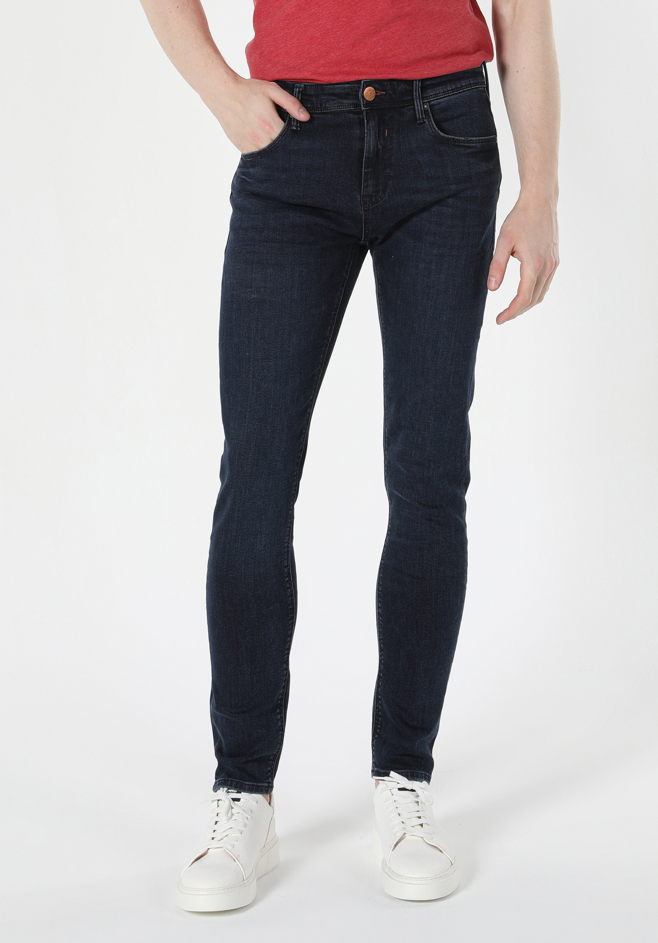 Afișați detalii pentru Pantaloni De Barbati Denim Slim Fit 041 DANNY