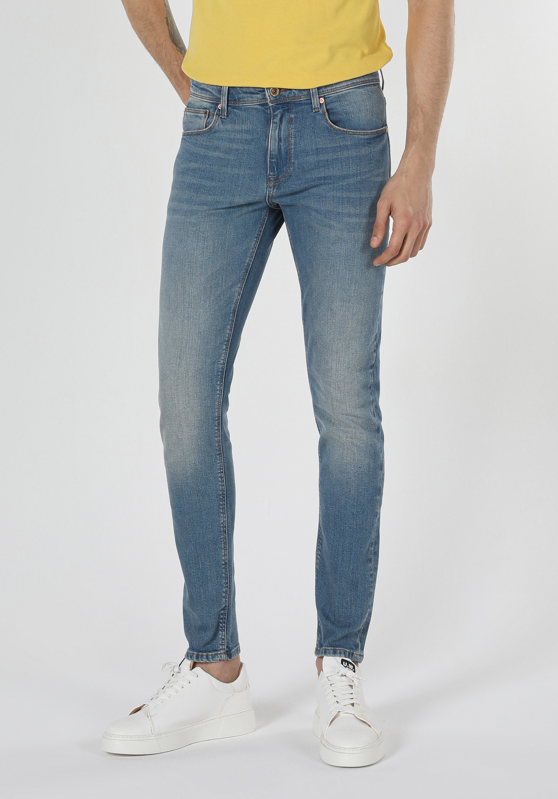 Afișați detalii pentru Pantaloni De Barbati Denim Slim Fit 041 DANNY CL1059186