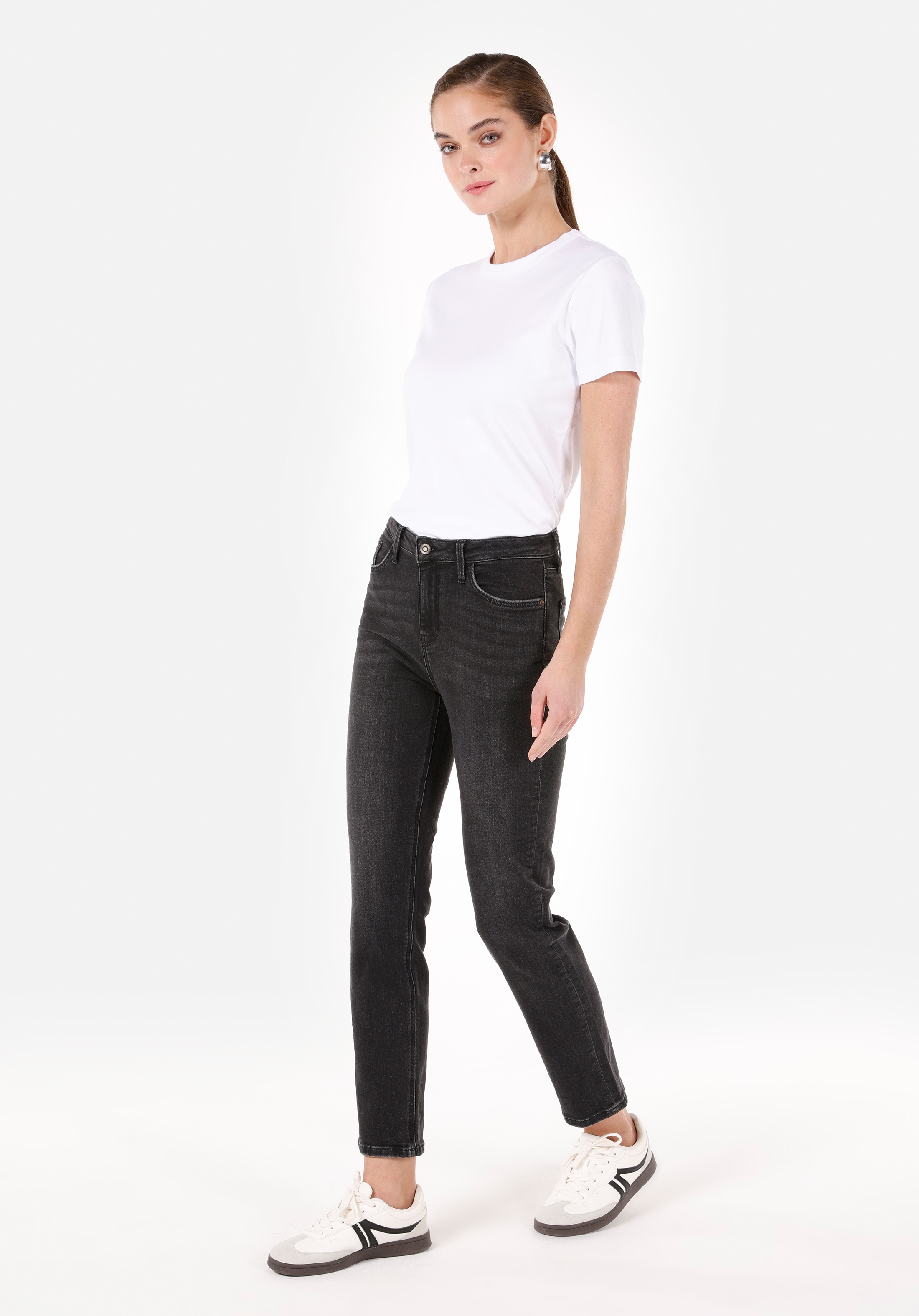 Afișați detalii pentru Pantaloni De Dama Negru Slim Fit 703 CARLA CL1070659