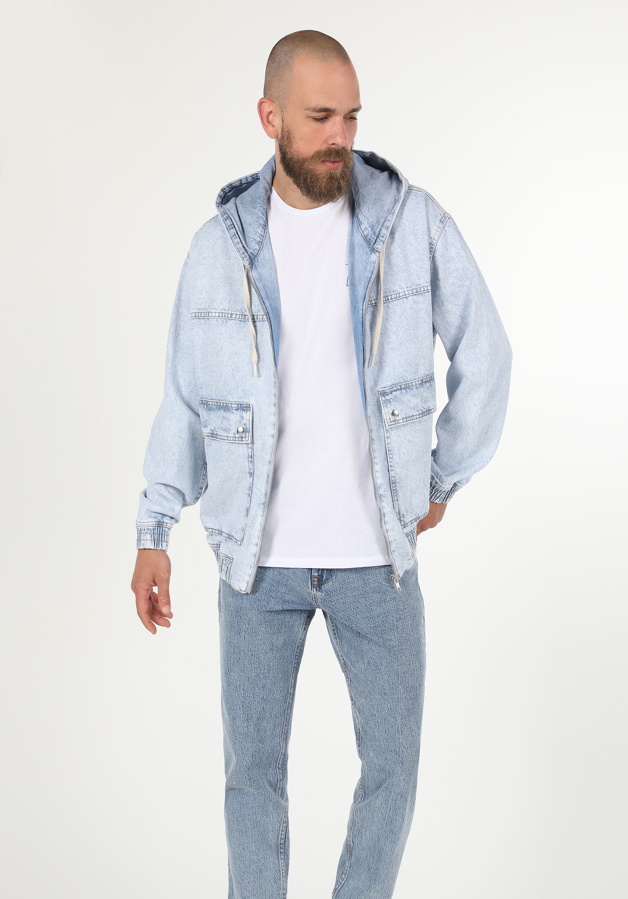 Afișați detalii pentru Jacheta De Barbati Denim  