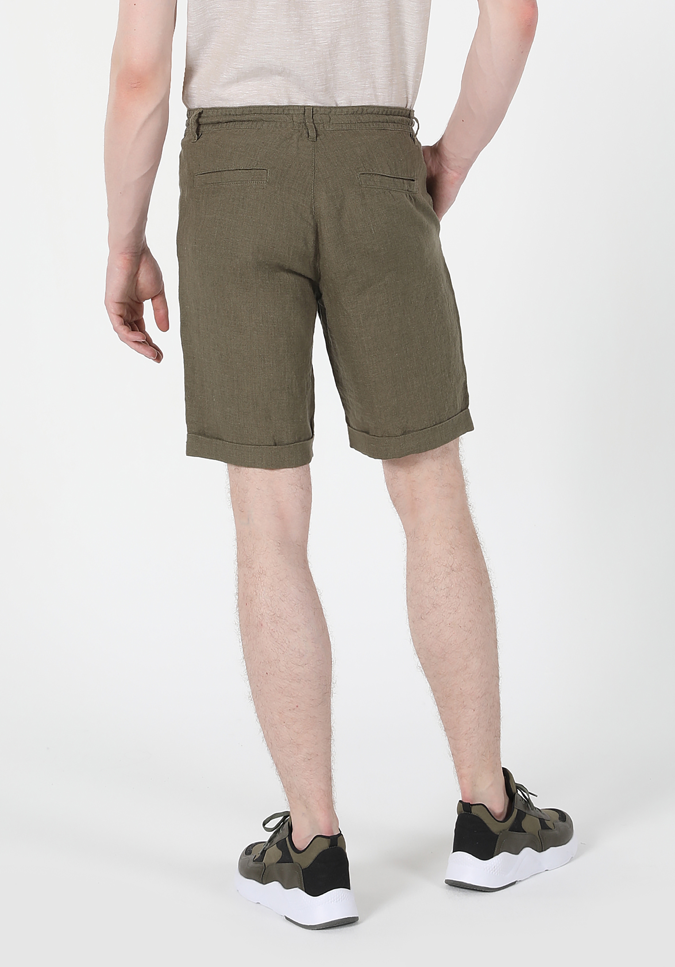 Afișați detalii pentru Short / Pantaloni Scurti De Barbati Verde Regular Fit  CL1059318