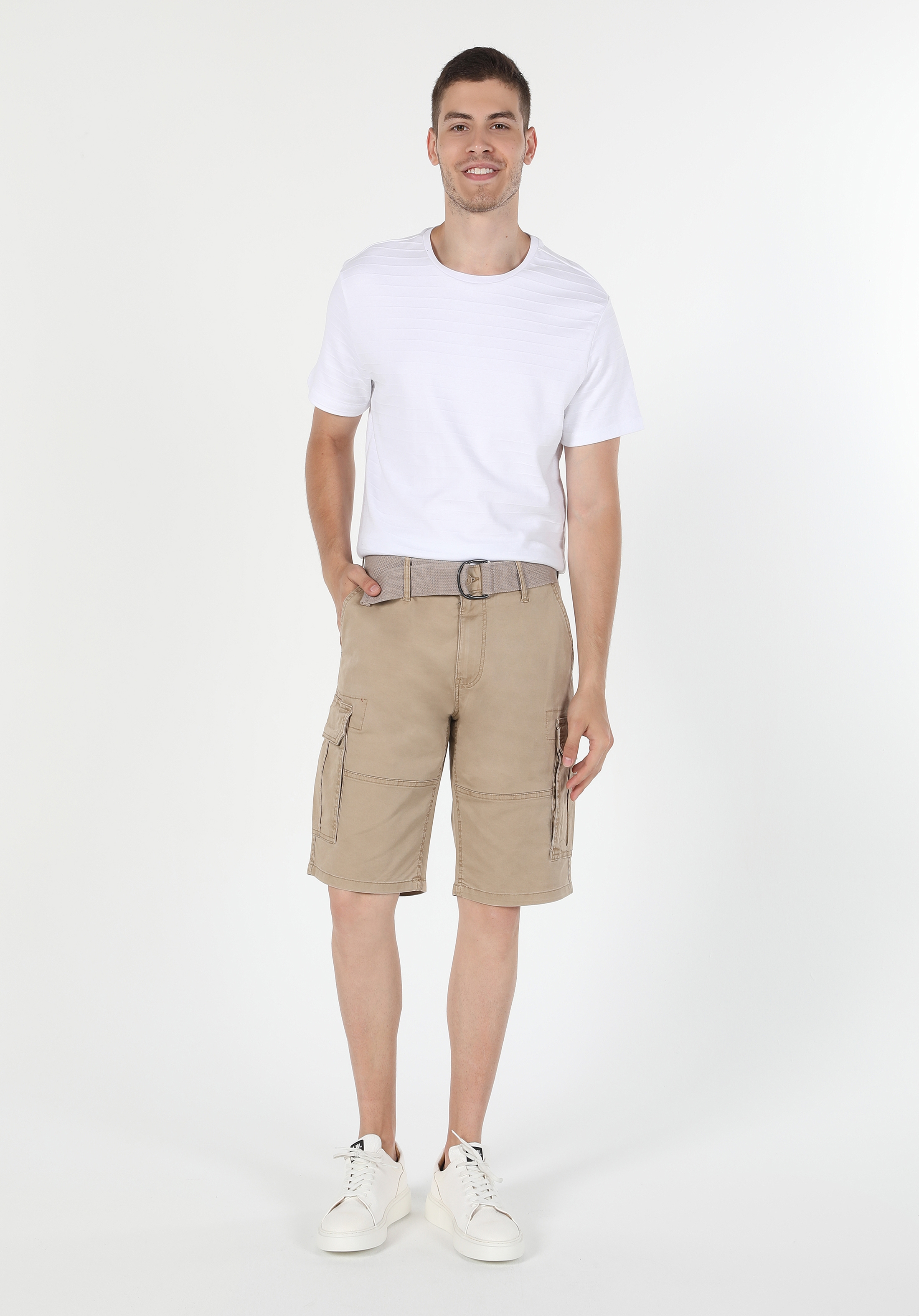 Afișați detalii pentru Short / Pantaloni Scurti De Barbati Maro Regular Fit  CL1059377