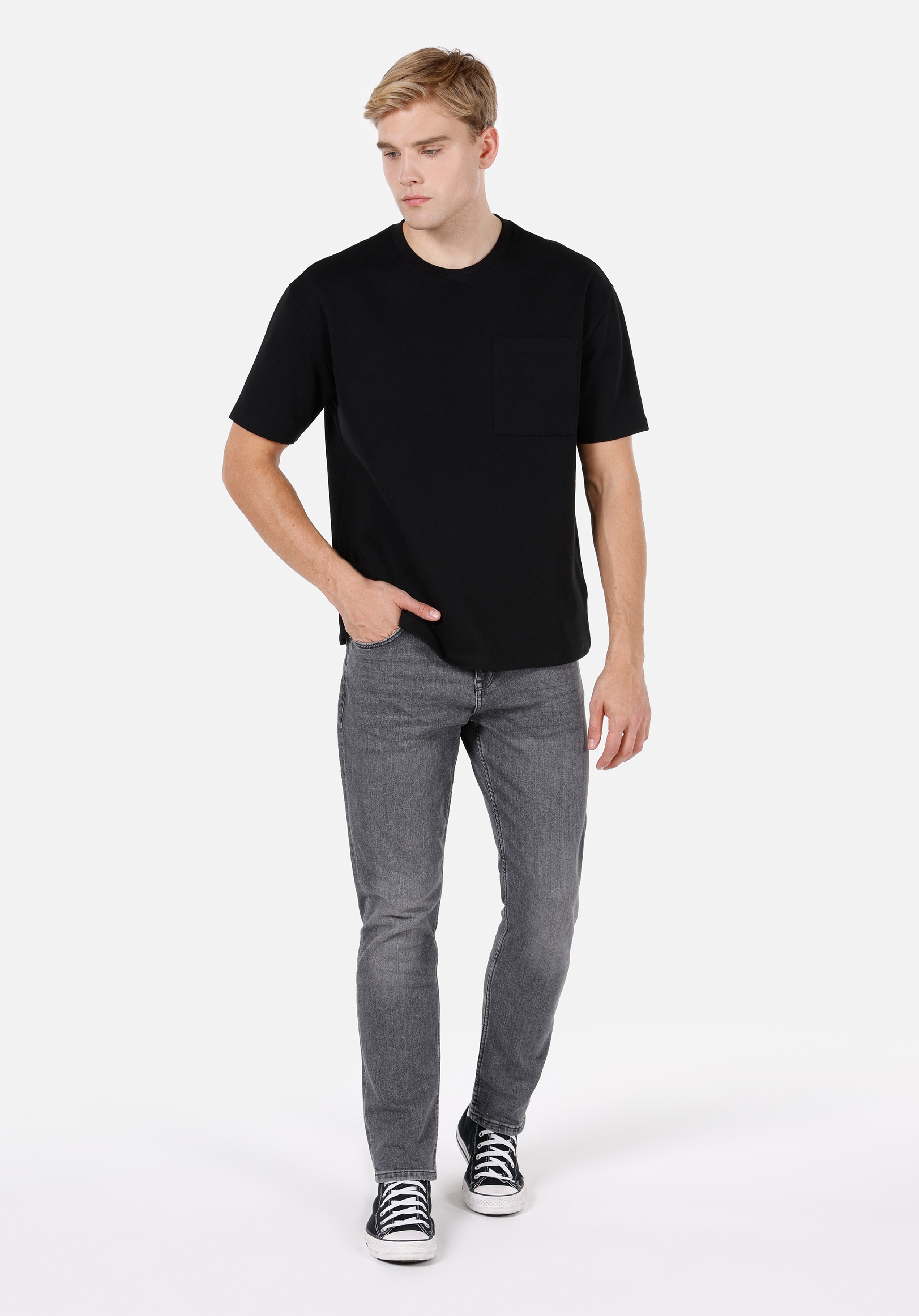 Afișați detalii pentru Pantaloni De Barbati Negru Regular Fit 067 JACK CL1072235