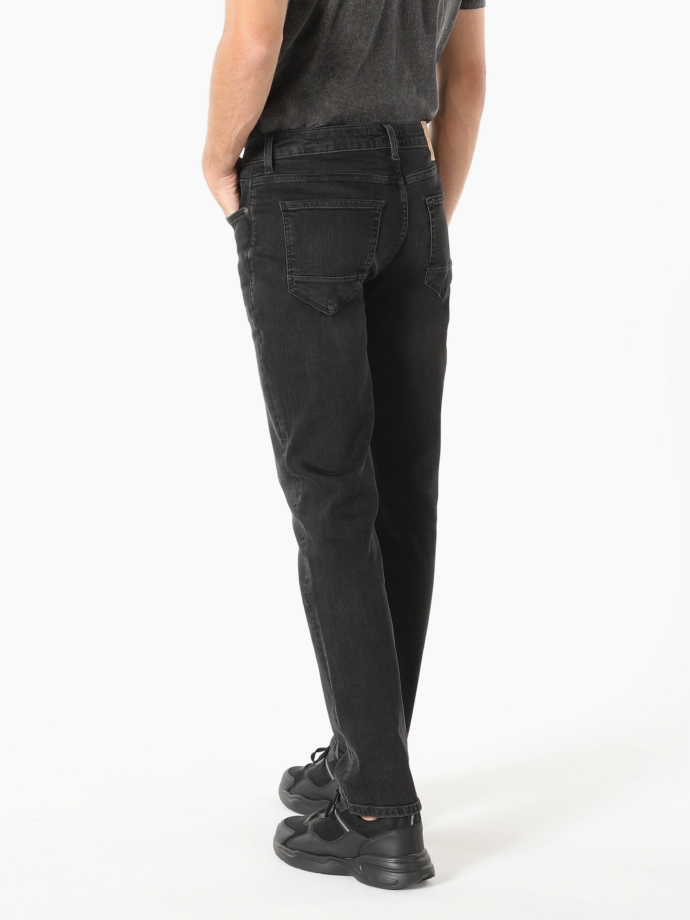 Afișați detalii pentru Pantaloni De Barbati Negru Regular Fit 045 DAVID 