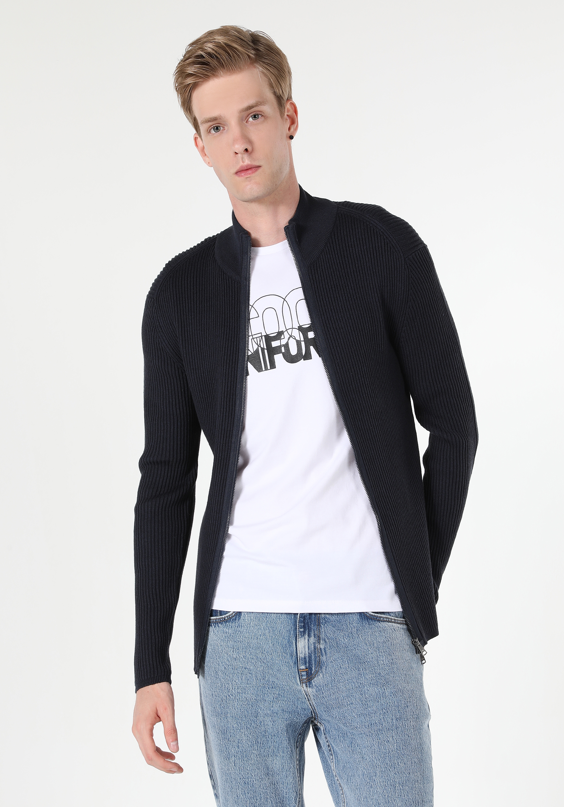 Afișați detalii pentru Cardigan De Barbati Albastru Marin Slim Fit 