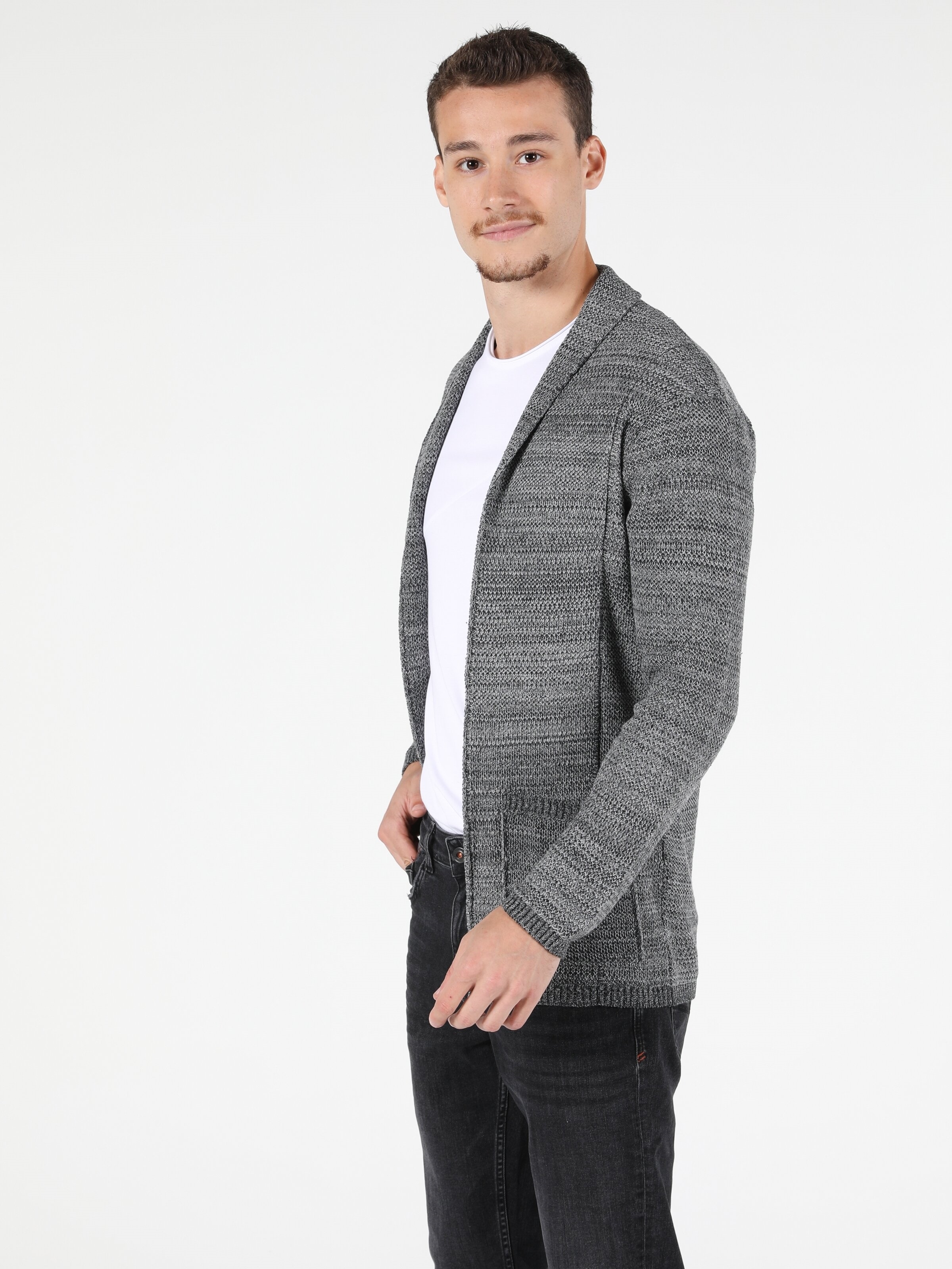 Afișați detalii pentru Cardigan De Barbati Gri Regular Fit 