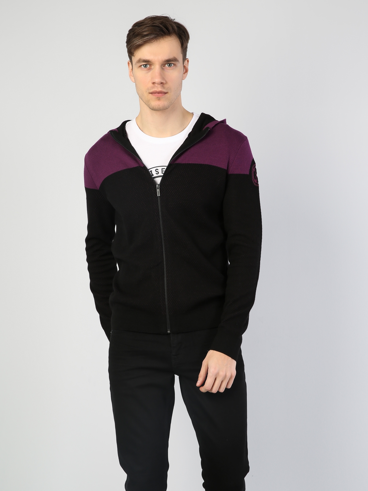 Afișați detalii pentru Cardigan De Barbati Negru Slim Fit 