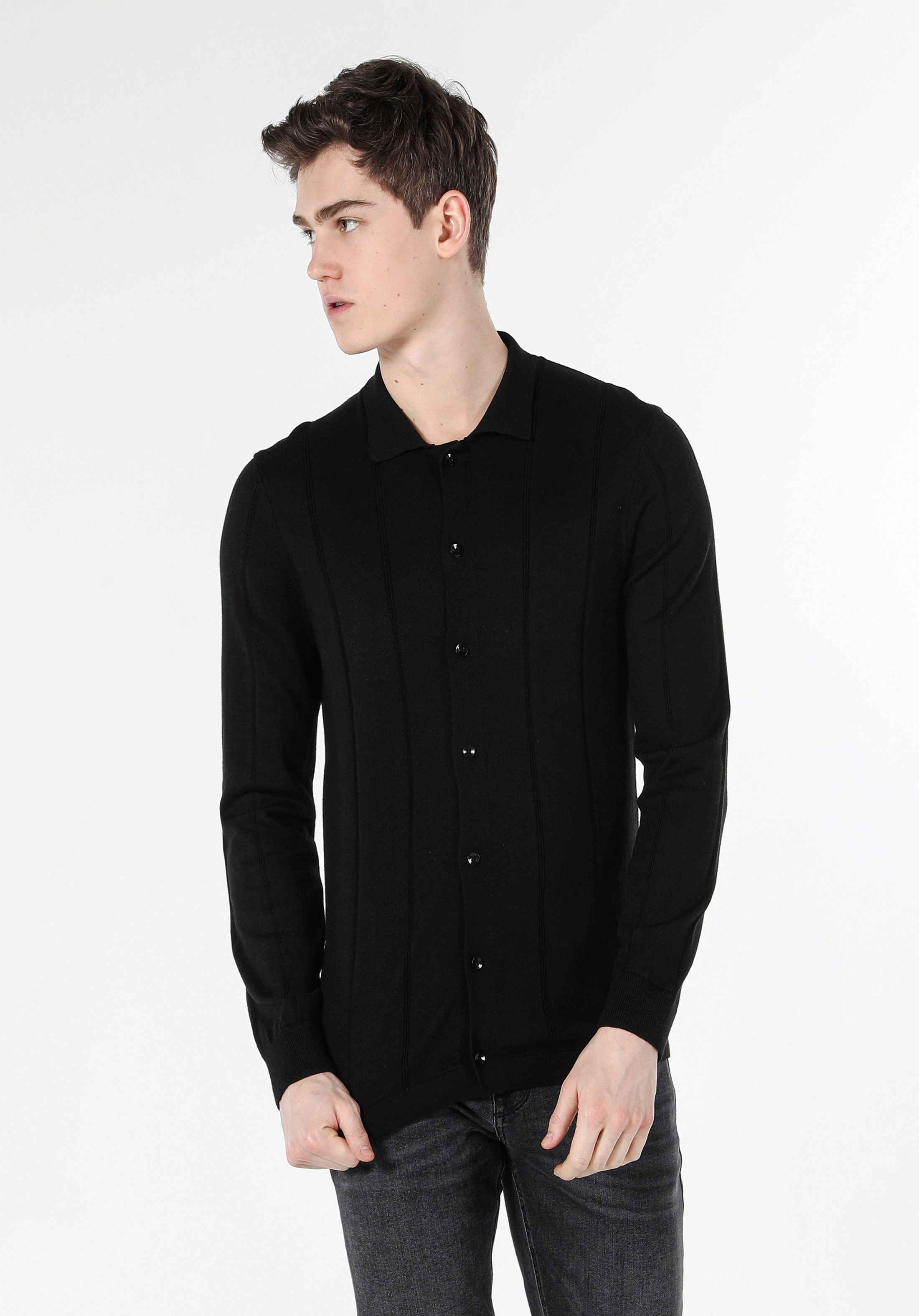 Afișați detalii pentru Cardigan De Barbati Negru Slim Fit 