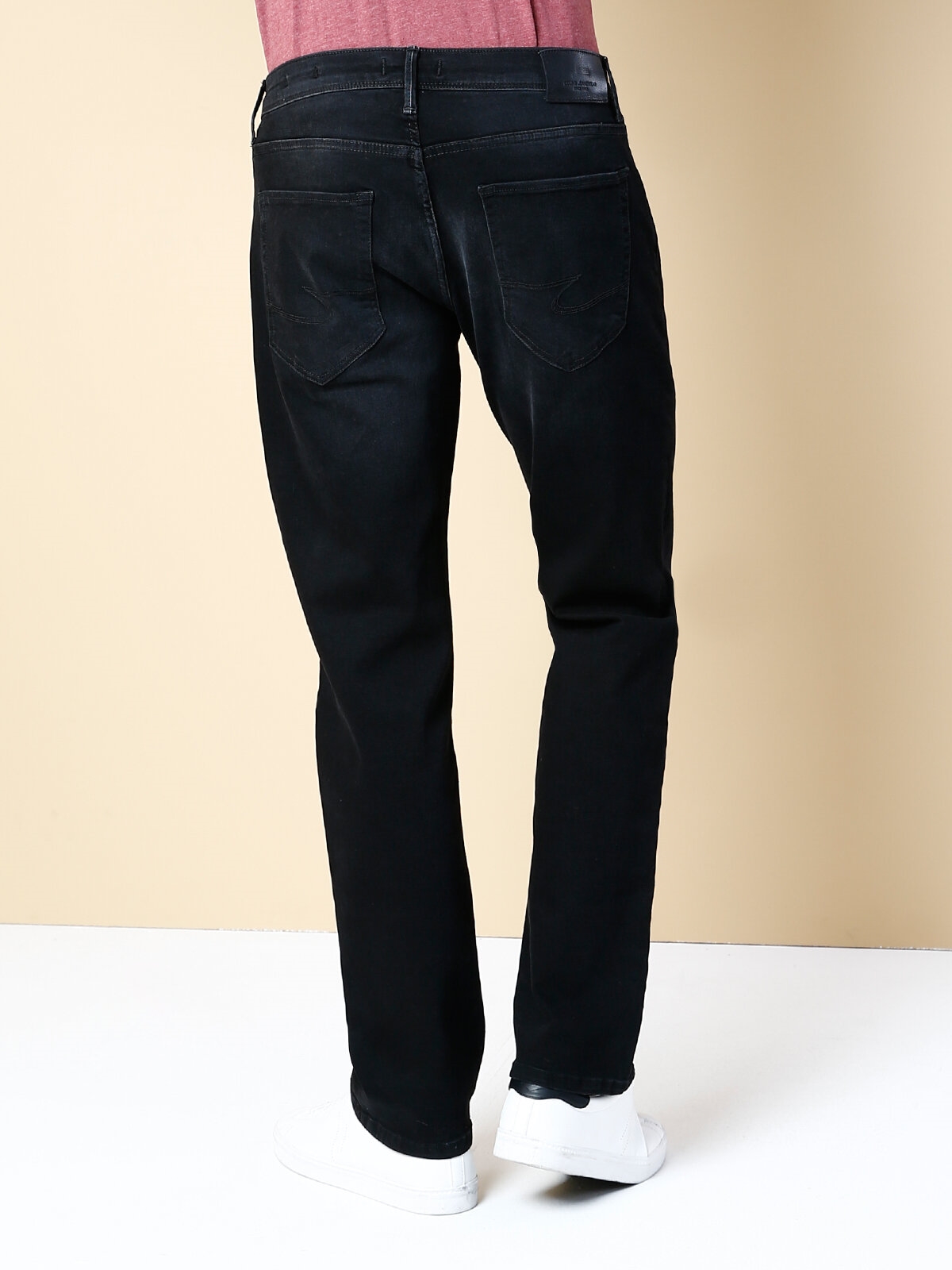 Afișați detalii pentru Negru Barbati Pantaloni Regular Fit-Medium Rise-Tapered Leg