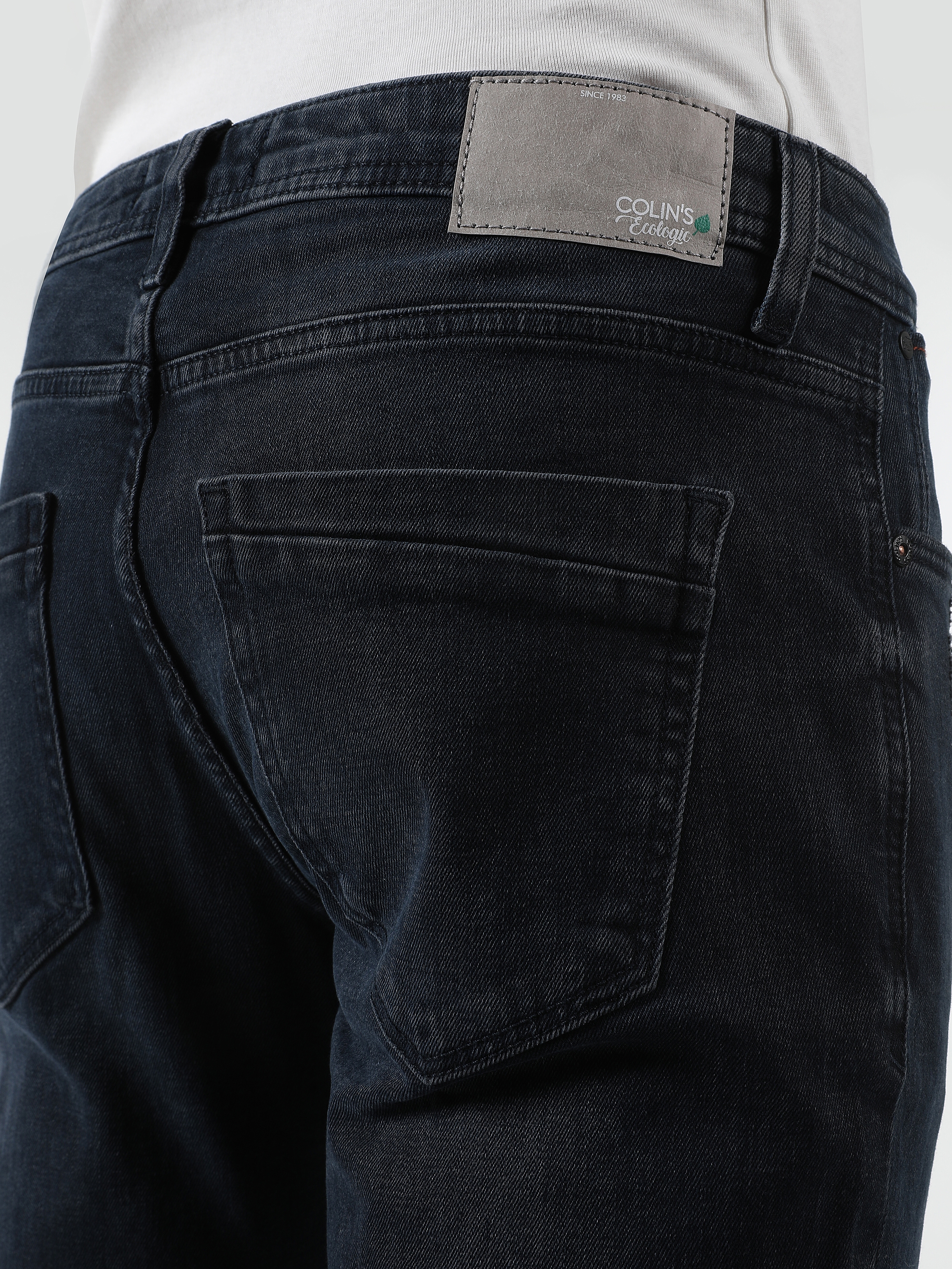 Afișați detalii pentru Pantaloni De Barbati Albastru Marin Straight Fit 044 KARL 