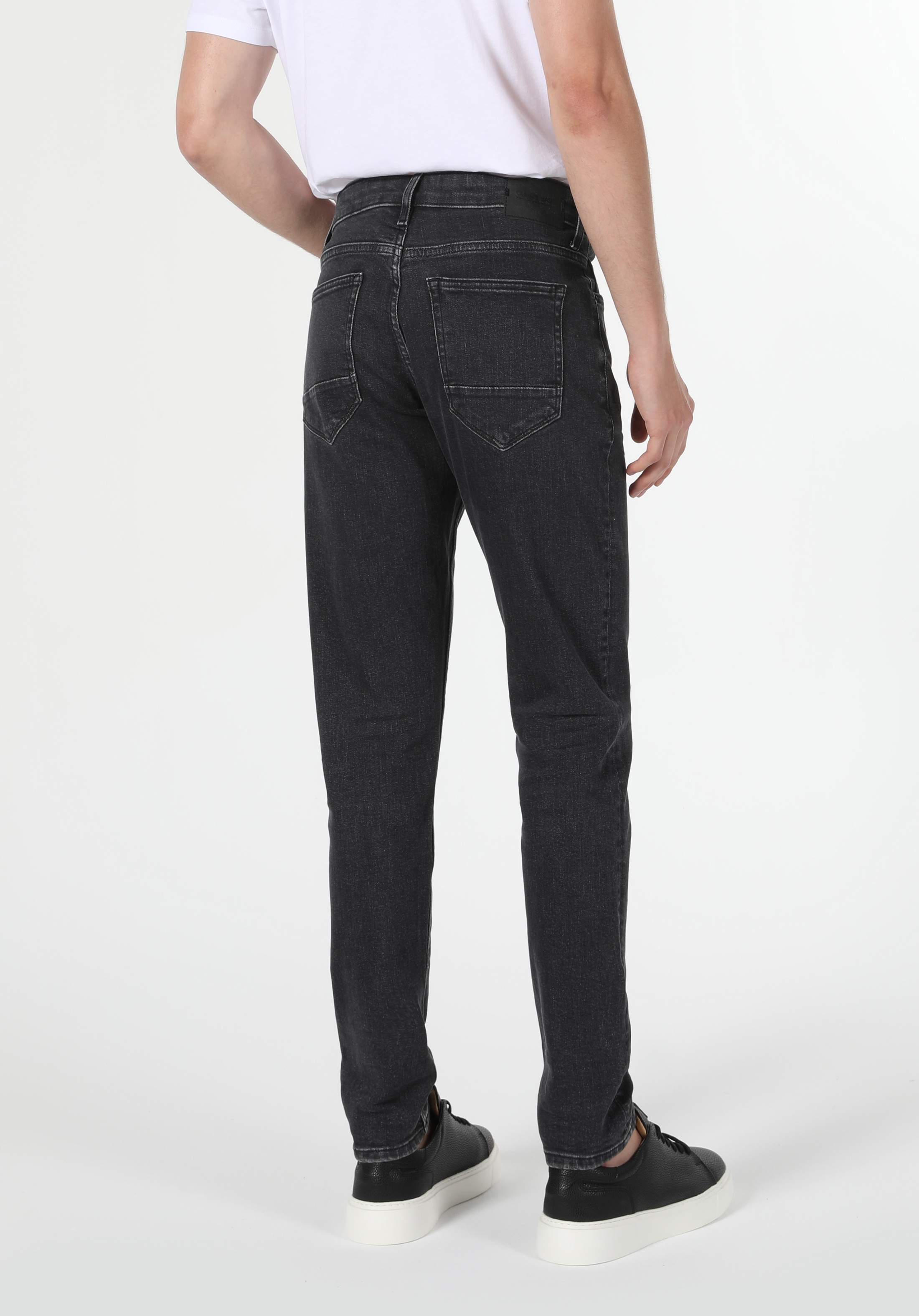 Afișați detalii pentru Pantaloni De Barbati Denim Slim Fit 041 Danny