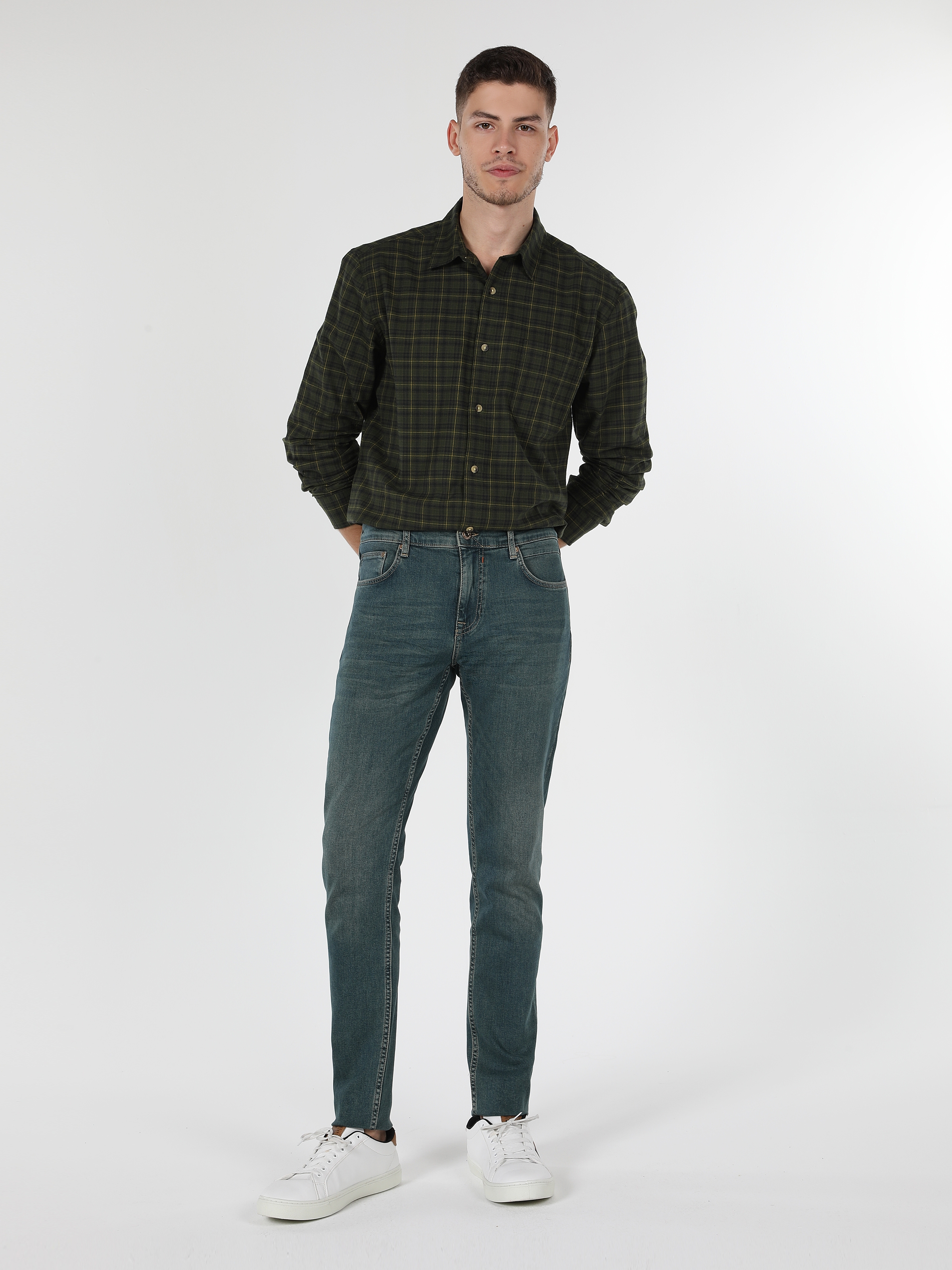 Afișați detalii pentru Pantaloni De Barbati Verde Slim Fit 041 DANNY