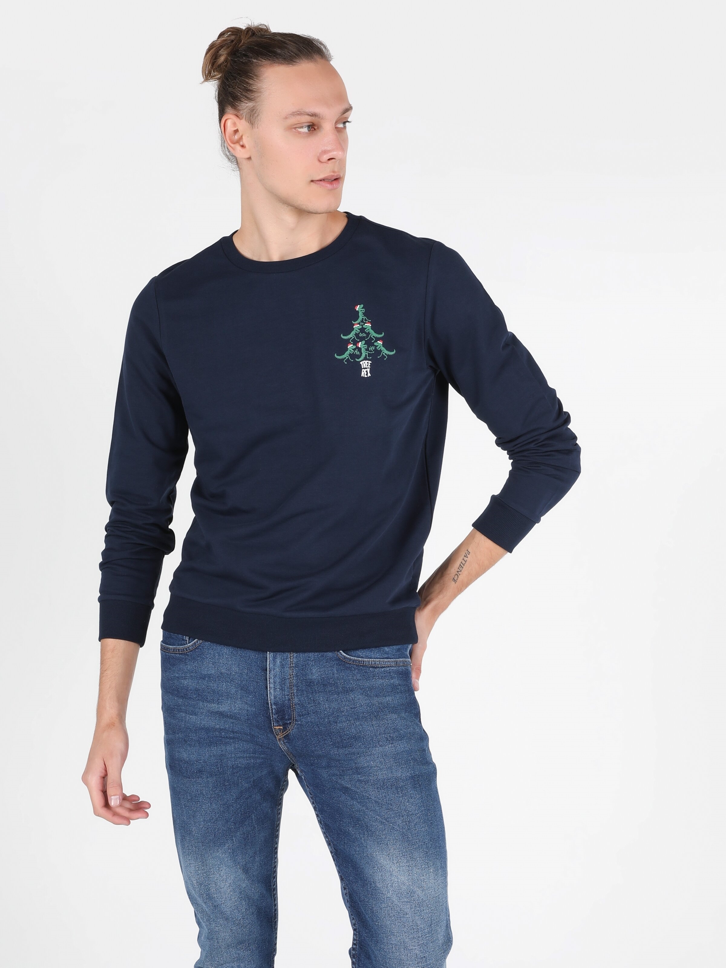 Afișați detalii pentru Swater / Bluza De Barbati Albastru Marin Regular Fit 