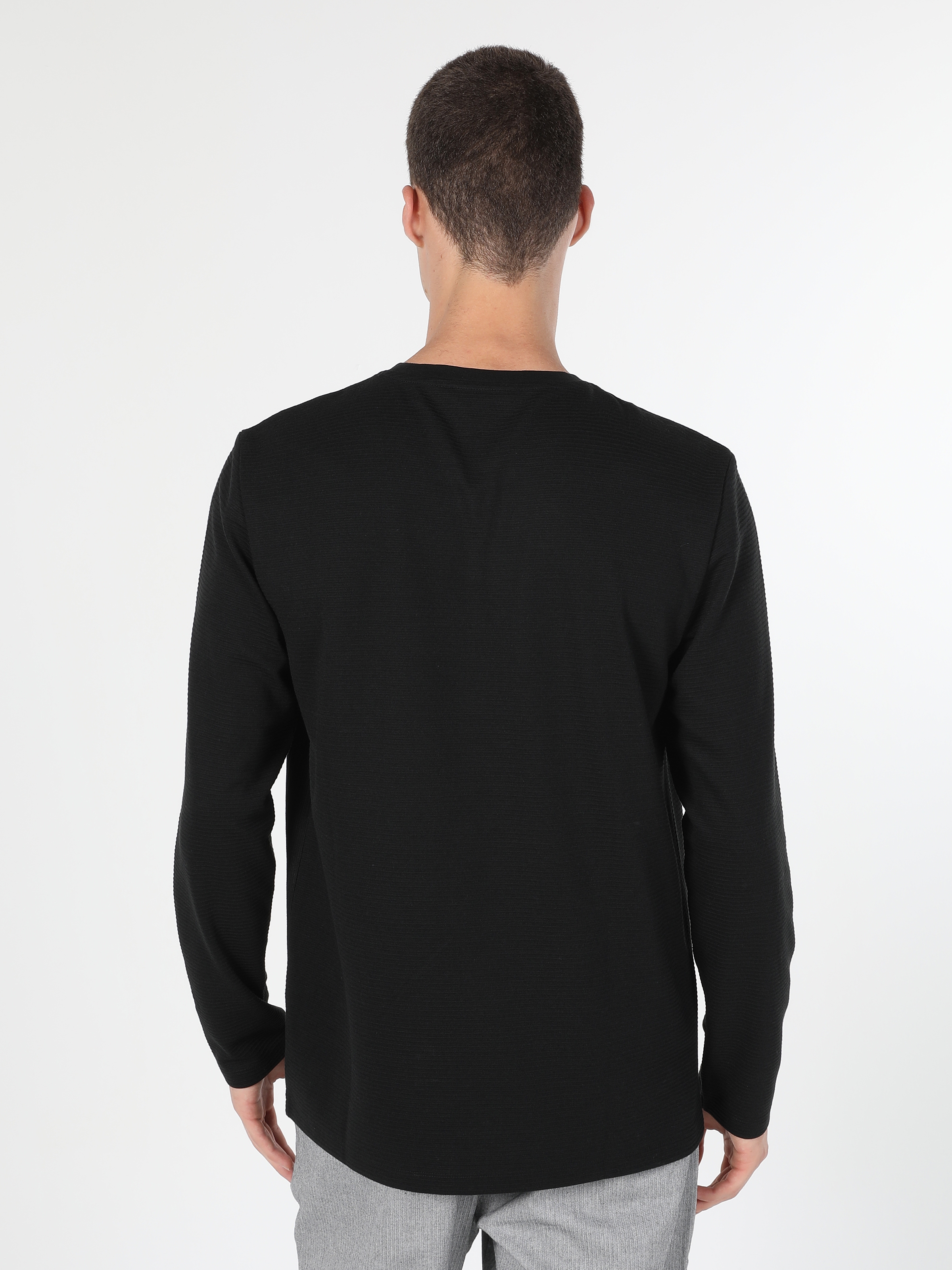 Afișați detalii pentru Tricou Cu Maneca Lunga De Barbati Negru Regular Fit  CL1060211