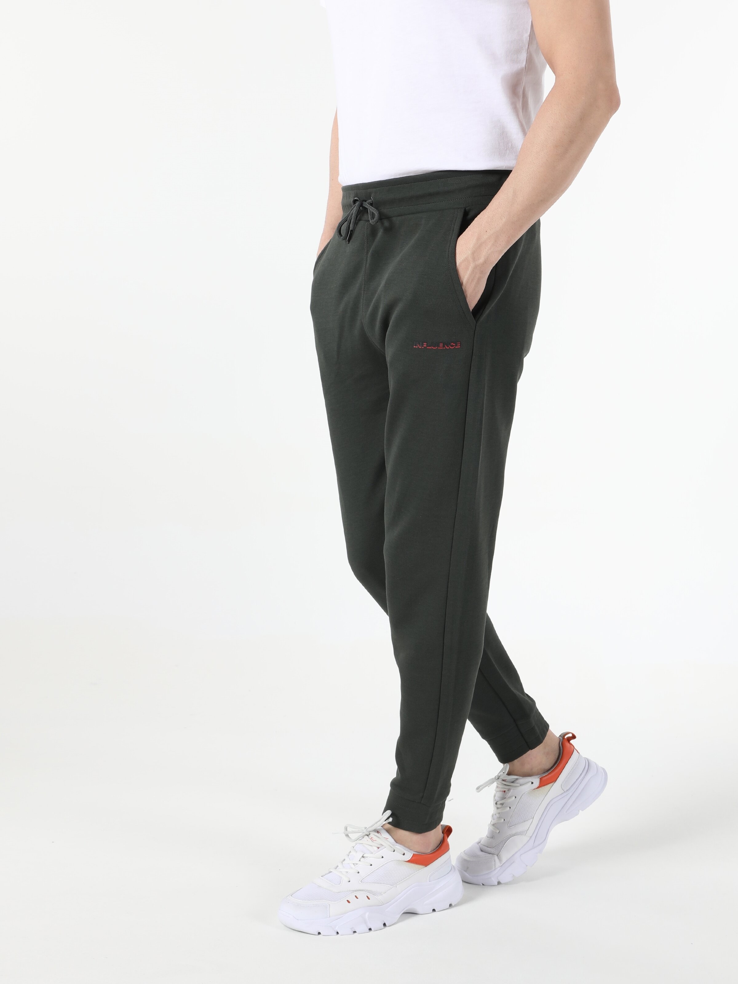 Afișați detalii pentru Pantaloni De Trening De Barbati Kaki Slim Fit 