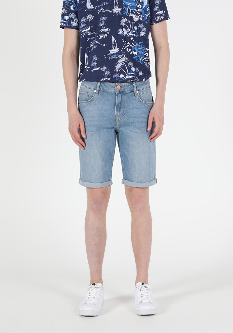 Afișați detalii pentru Short / Pantaloni Scurti De Barbati Denim Straight Fit 044 Karl Cl1049615