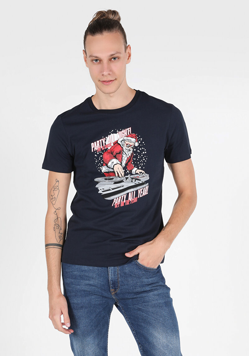 Imagine a Tricou Cu Maneca Scurta De Barbati Albastru Marin Regular Fit  Cl1051991