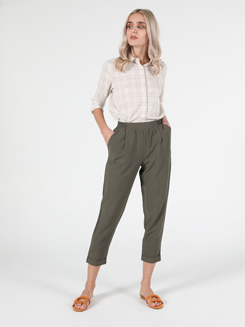 Afișați detalii pentru Pantaloni Regular Fit Khaki De Dama