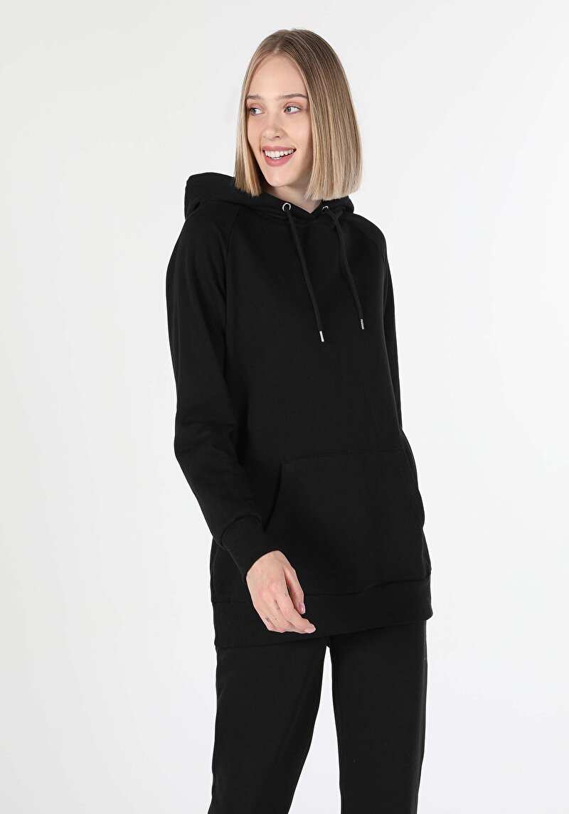 Imagine a Hanorac / Bluza De Dama Negru Regular Fit Cl1045200