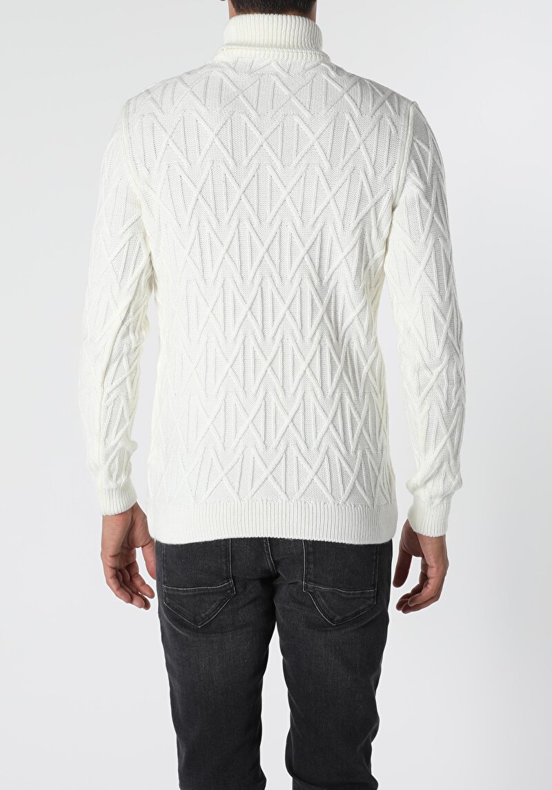 Imagine a Pulover De Barbati Alb Slim Fit Cl1056012