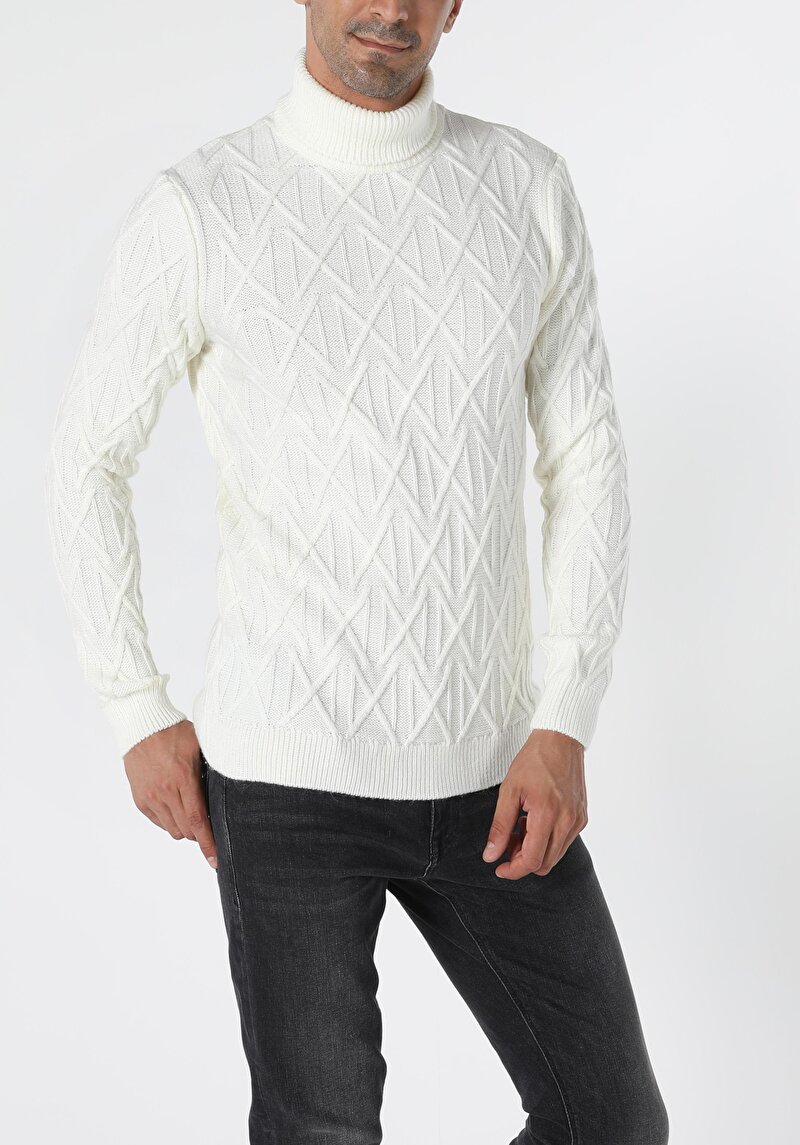 Imagine a Pulover De Barbati Alb Slim Fit Cl1056012