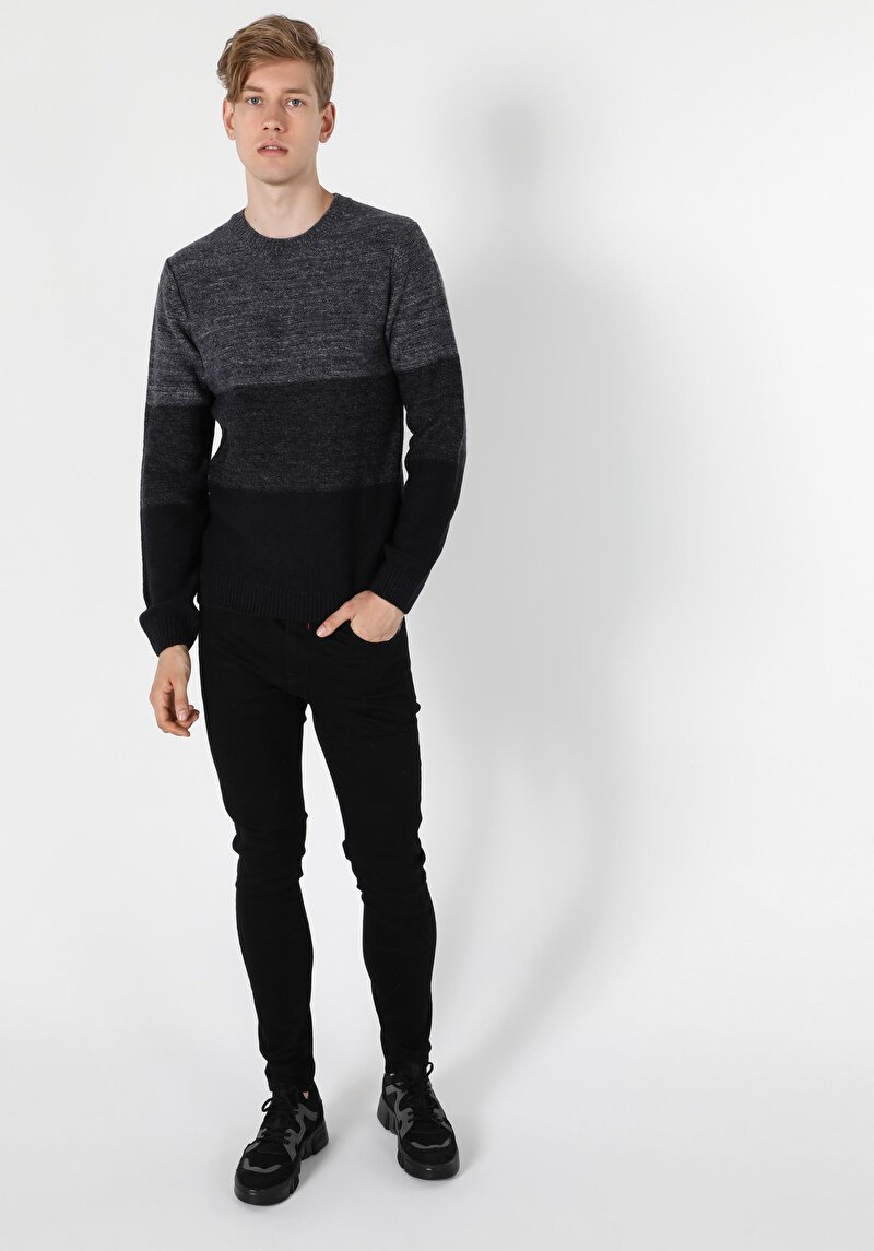 Imagine a Pulover De Barbati Albastru Marin Regular Fit Cl1056016