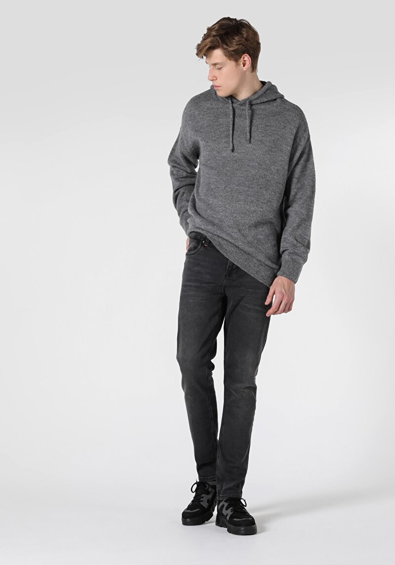 Imagine a Pantaloni De Barbati Denim Straight Fit 044 Karl Cl1056628