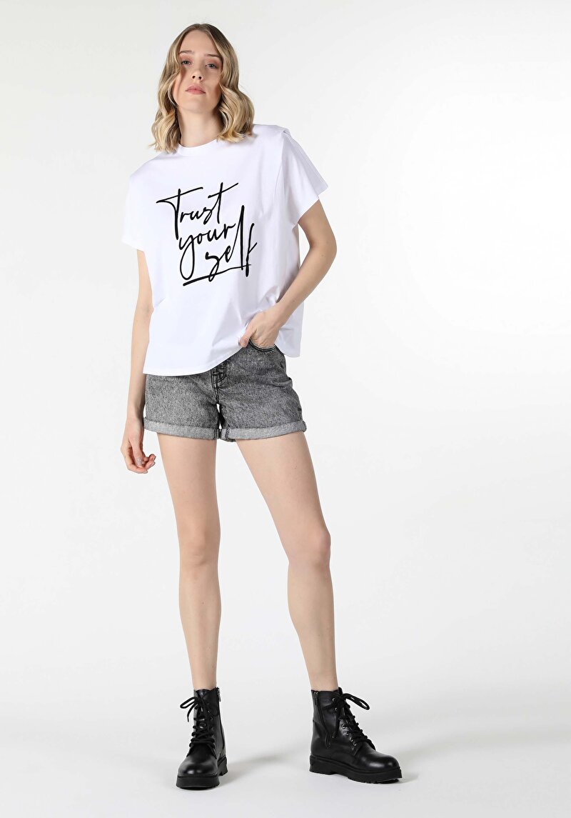 Imagine a Tricou Cu Maneca Scurta De Dama Alb Regular Fit  Cl1057372