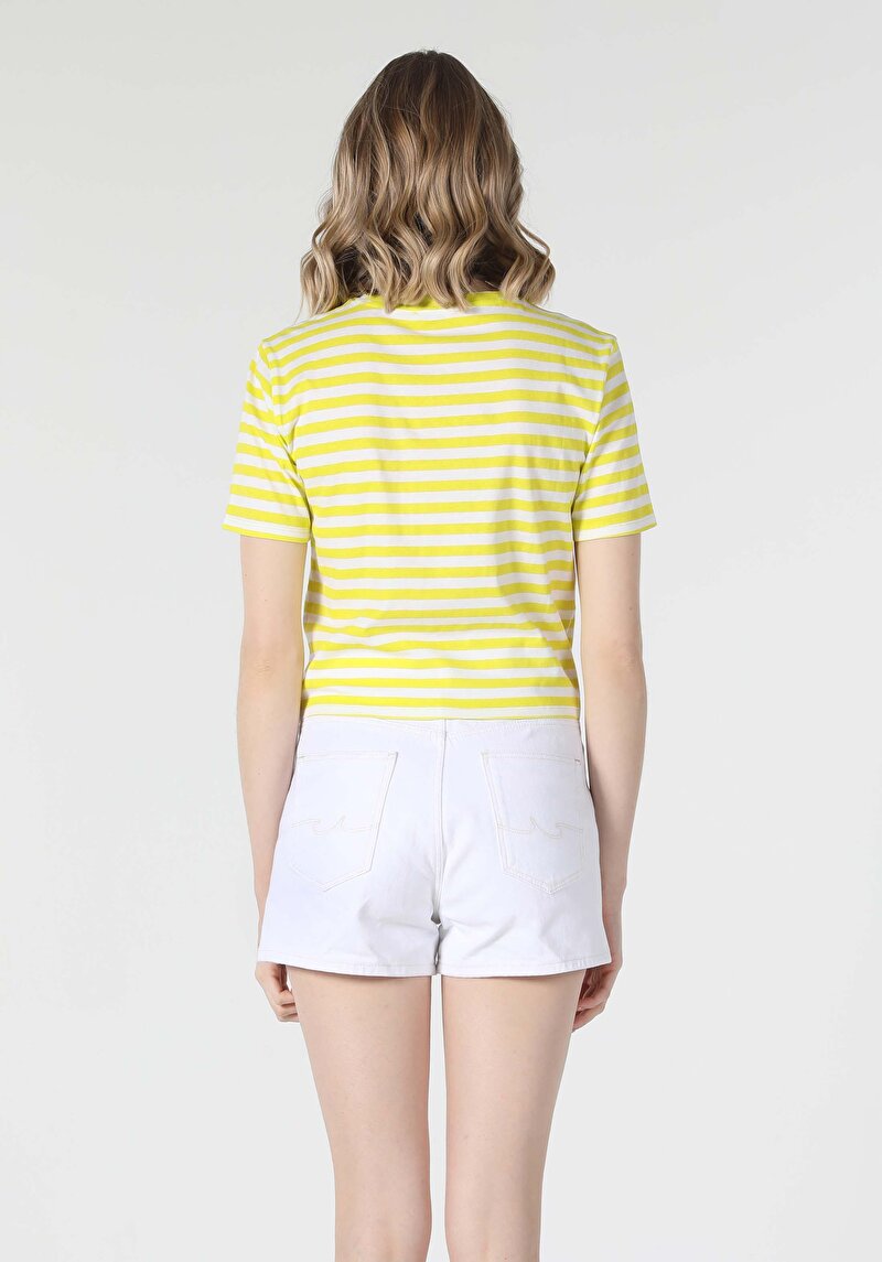 Afișați detalii pentru Tricou Cu Maneca Scurta De Dama Galben Regular Fit  Cl1058416