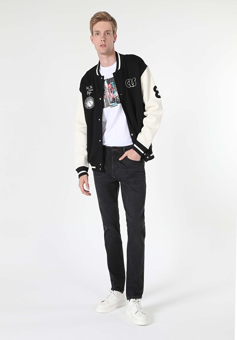 Imagine a Pantaloni De Barbati Denim Straight Fit 044 Karl Cl1060736