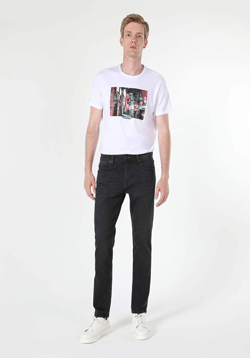 Imagine a Pantaloni De Barbati Denim Straight Fit 044 Karl Cl1060736