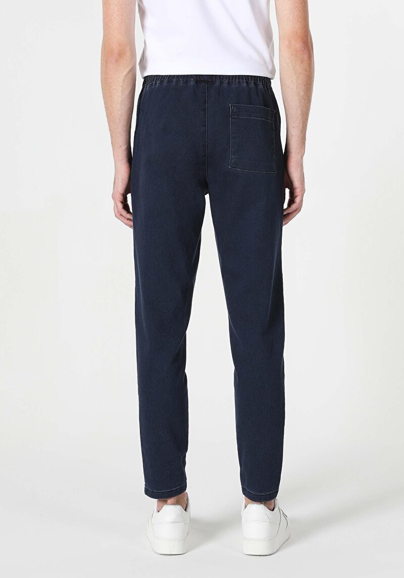 Imagine a Pantaloni De Barbati Albastru Marin Slim Fit Cl1062431