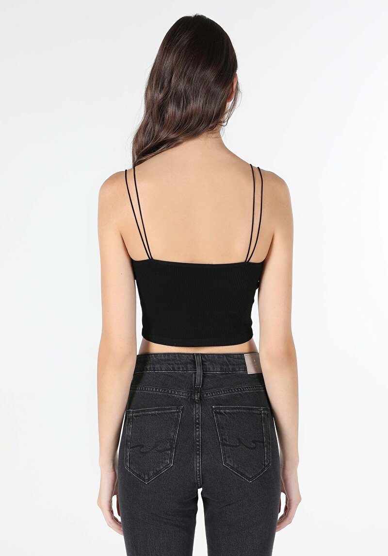 Imagine a Maiou Negru Pentru Femei Slim Fit