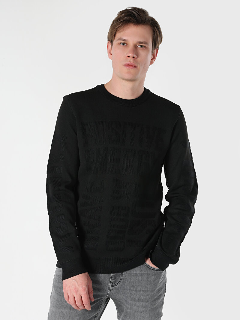 Afișați detalii pentru Pulover Negru Pentru Bărbați Regular Fit Round Neck Jacquard