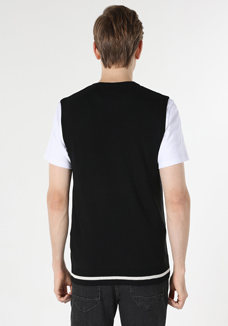 Afișați detalii pentru Pulover Negru Pentru Bărbați Slim Fit Round Neck Jacquard